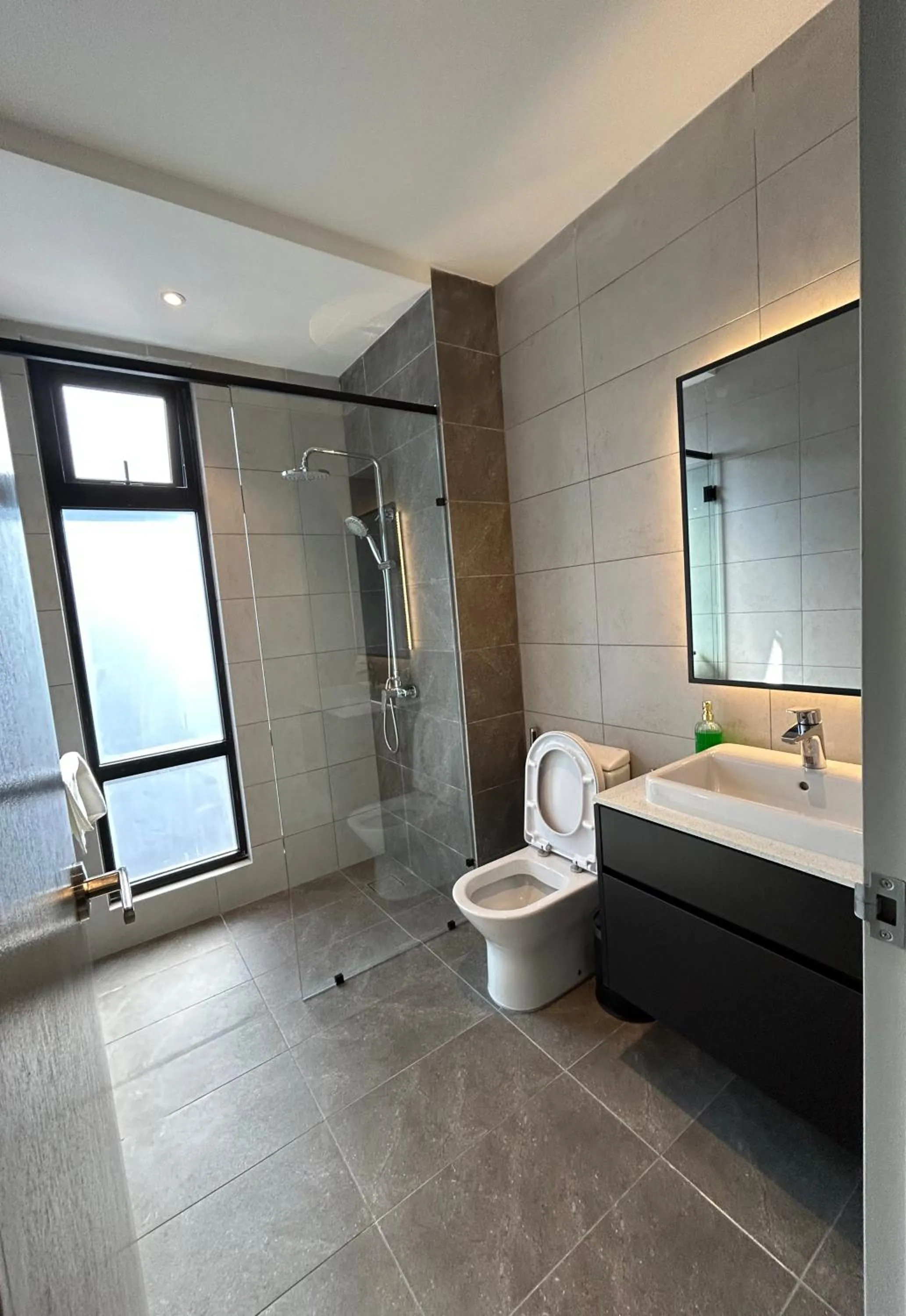 Toilet in Axon Residence at Pavilion KLCC KL Tower view by KIMIRO