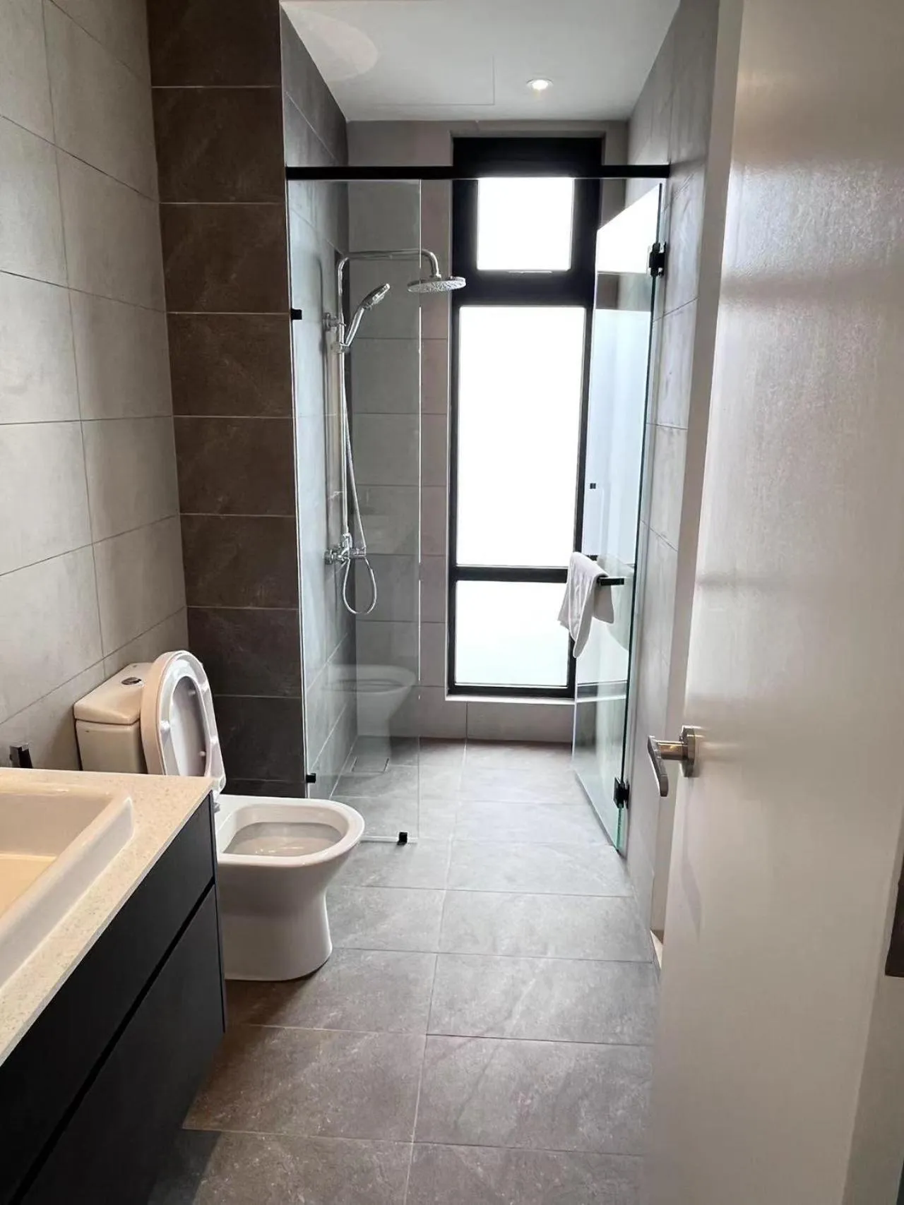 Toilet in Axon Residence at Pavilion KLCC KL Tower view by KIMIRO