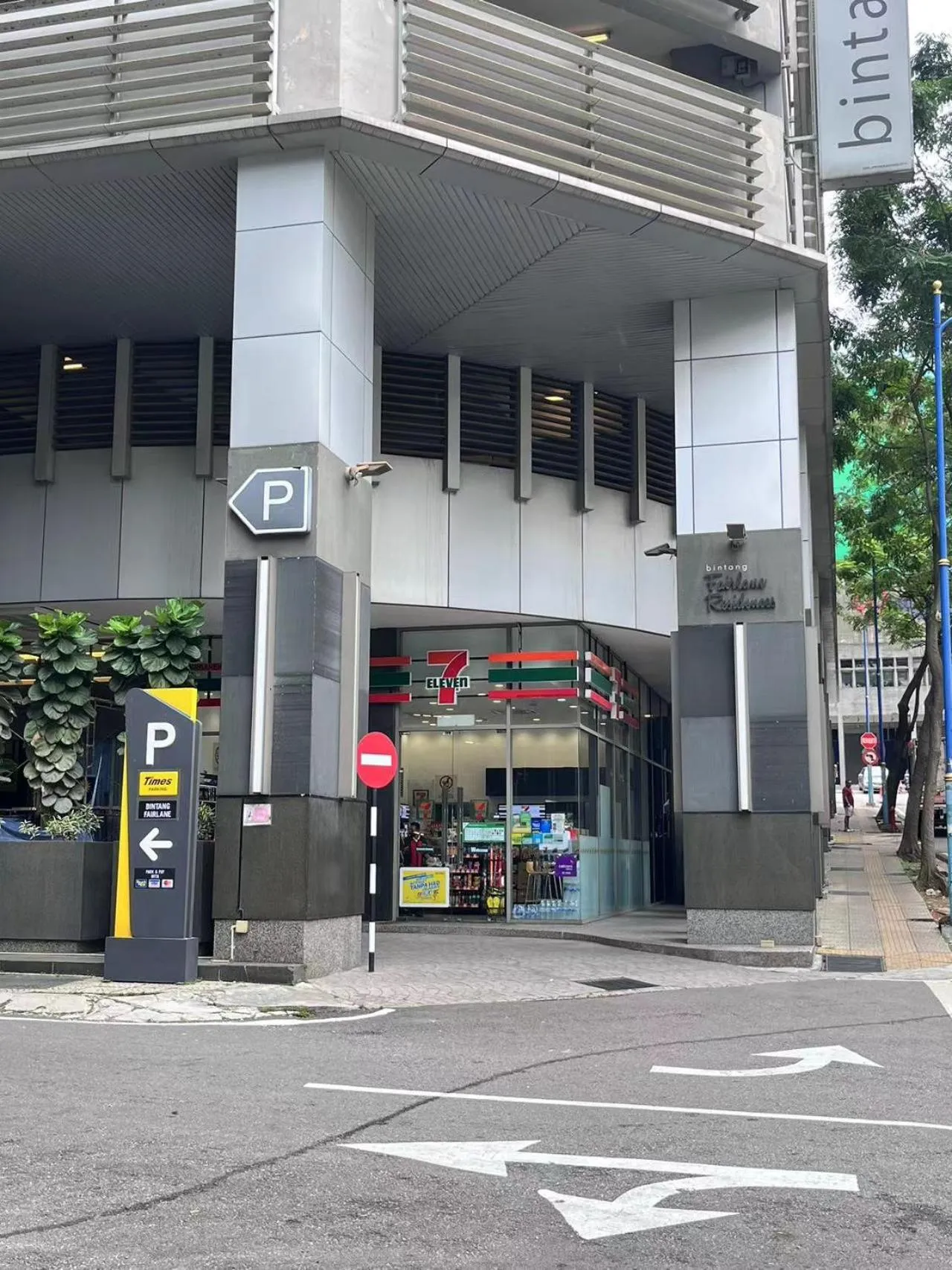 Parking in Axon Residence at Pavilion KLCC KL Tower view by KIMIRO