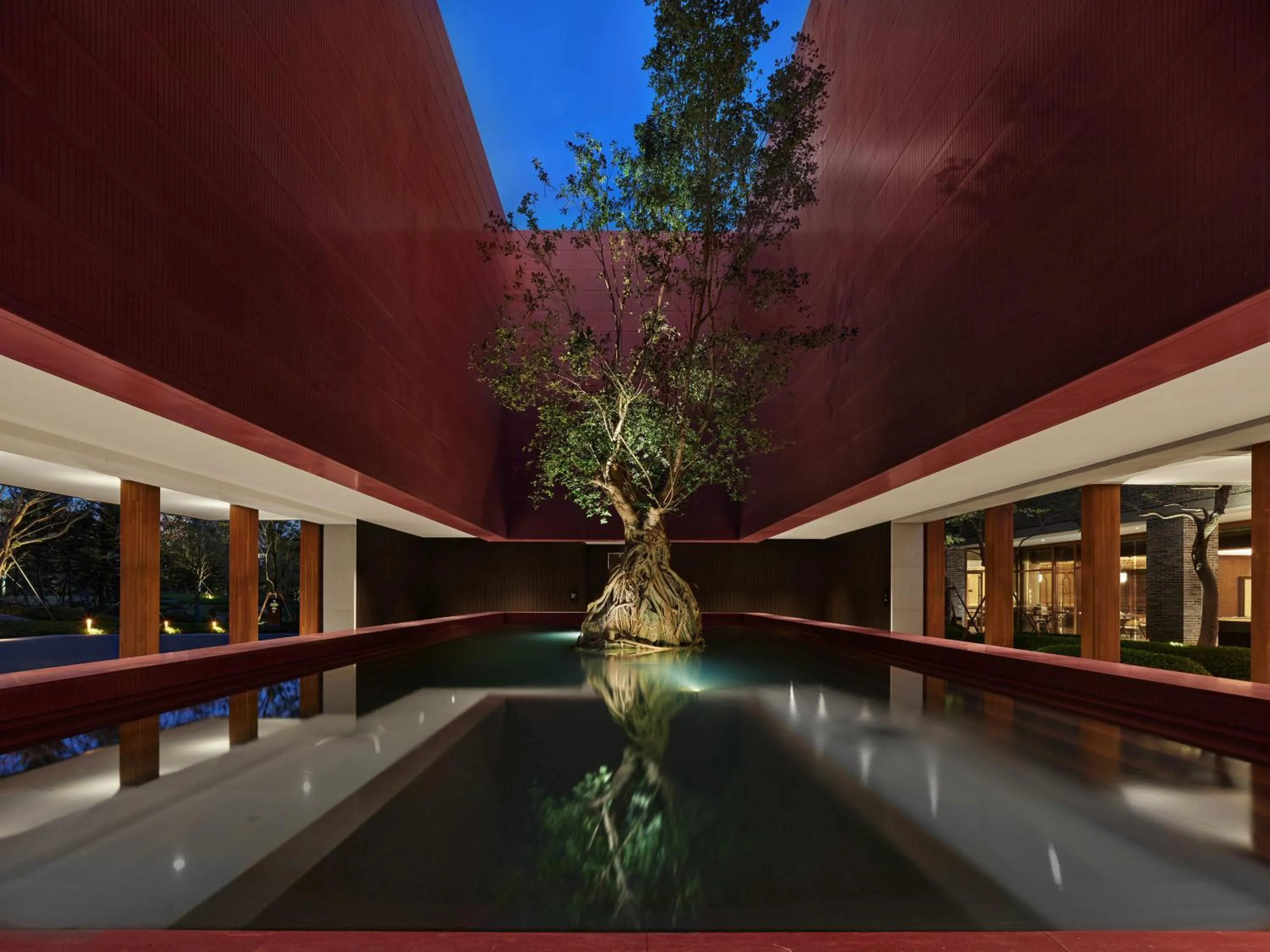 Night in Banyan Tree Dongguan Songshan Lake