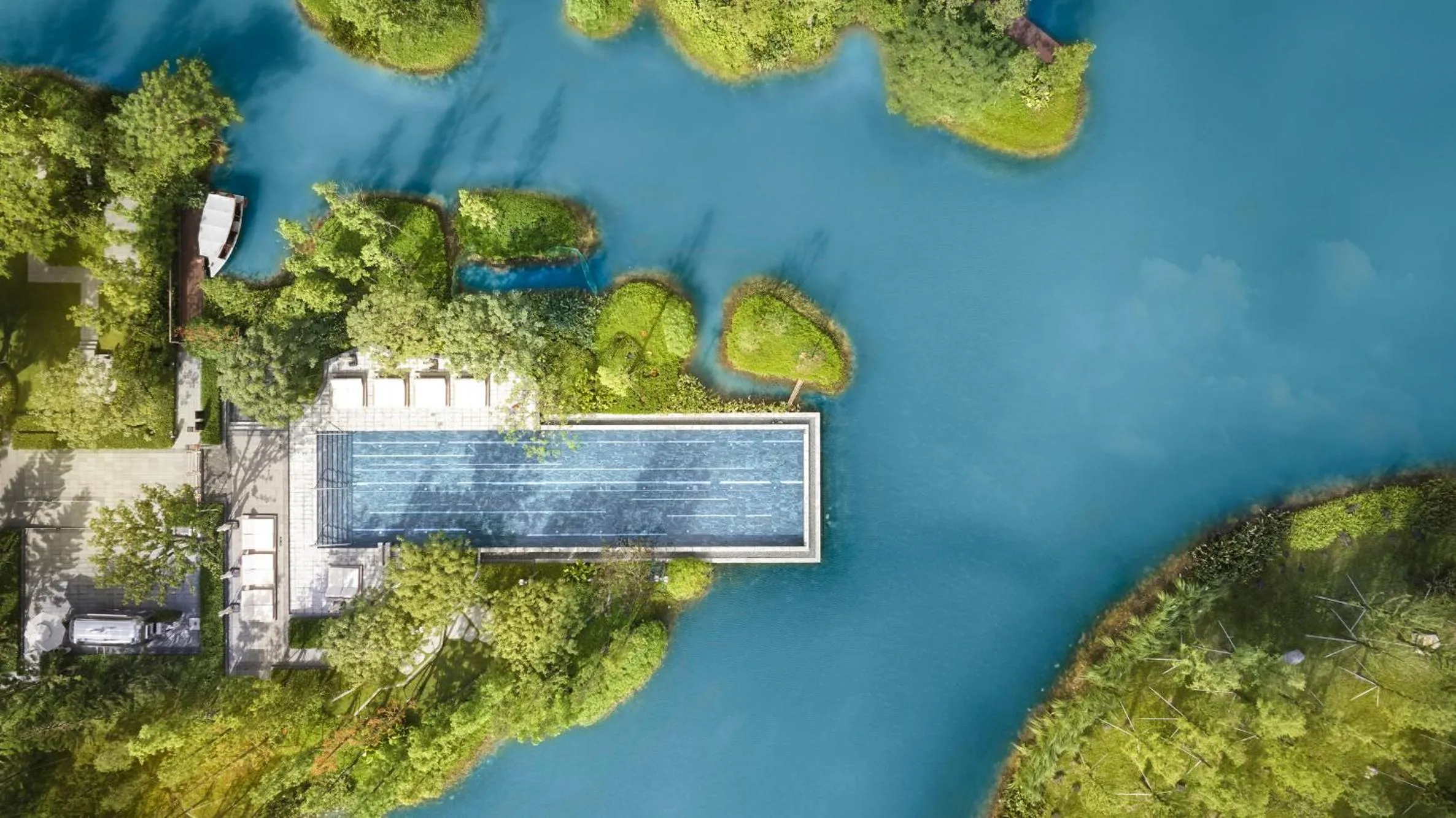 Swimming pool in Banyan Tree Dongguan Songshan Lake