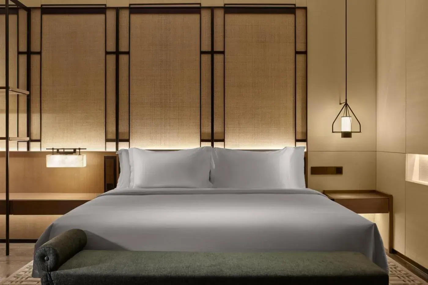 Bed in Banyan Tree Dongguan Songshan Lake Bed in Banyan Tree Dongguan Songshan Lake