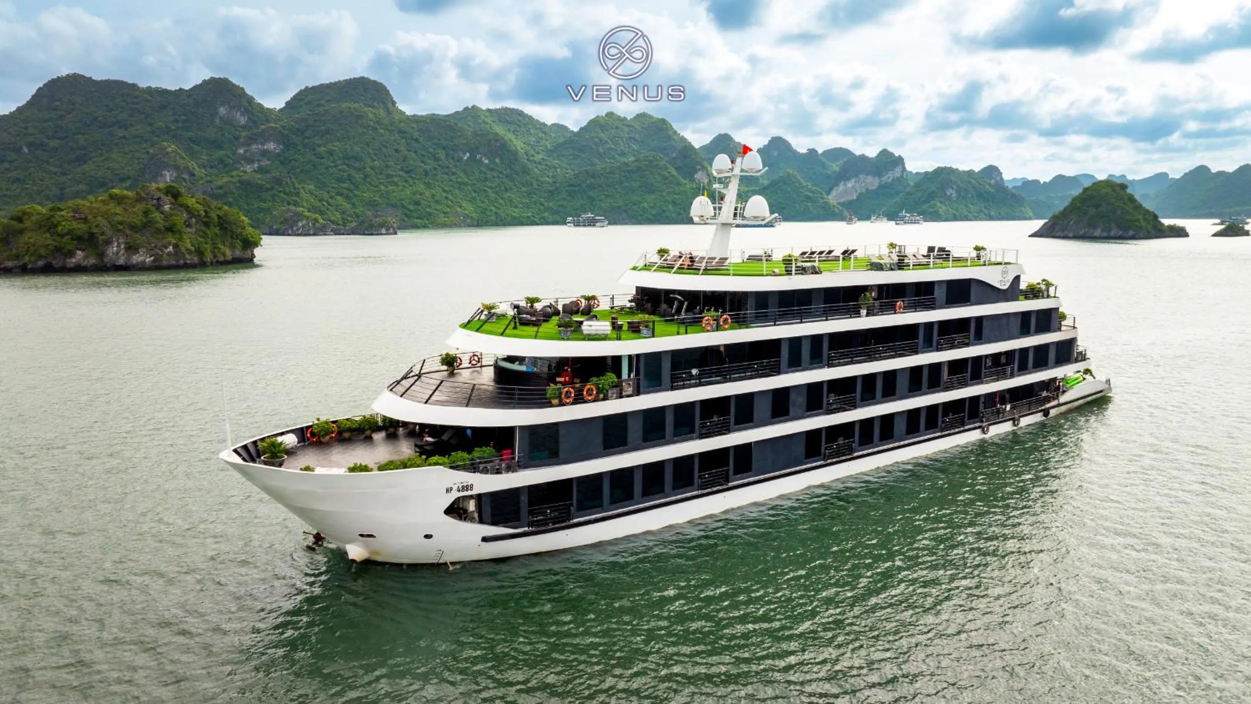 Property building in Venus Cruises Halong Bay by Venus Group