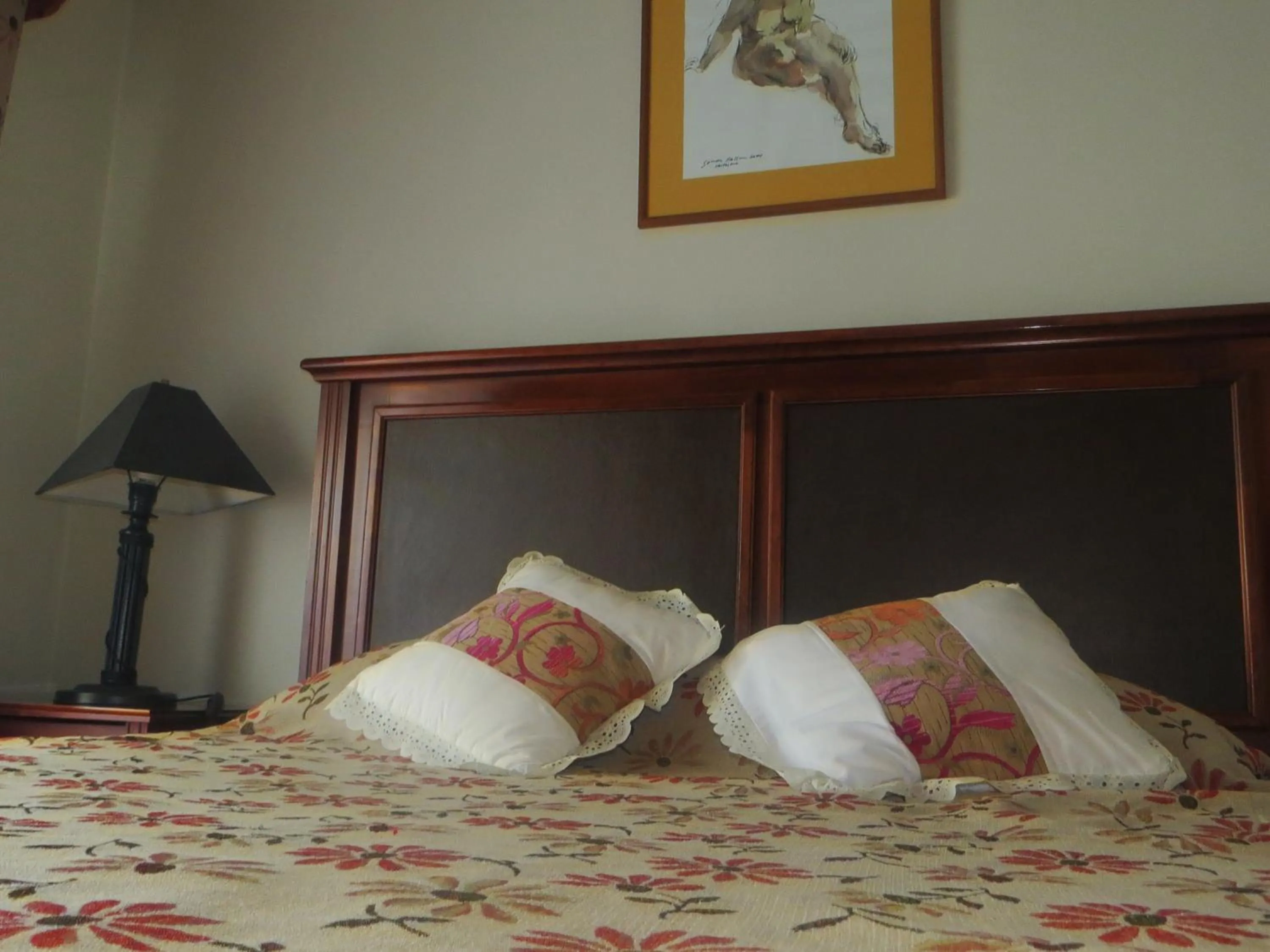 Restaurant/places to eat, Bed in Hotel Doria