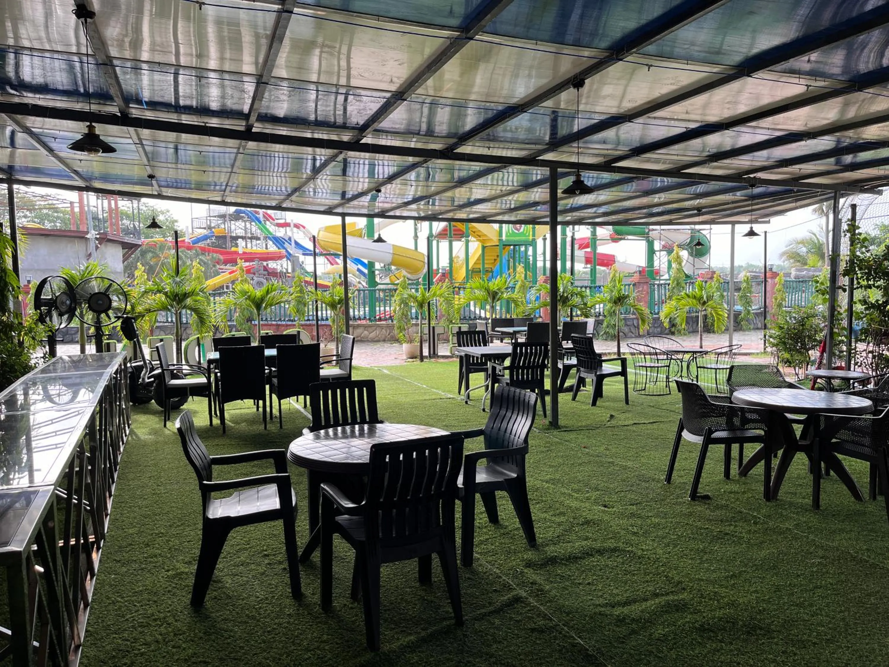 Restaurant/places to eat in DAN Resorts & Weddings