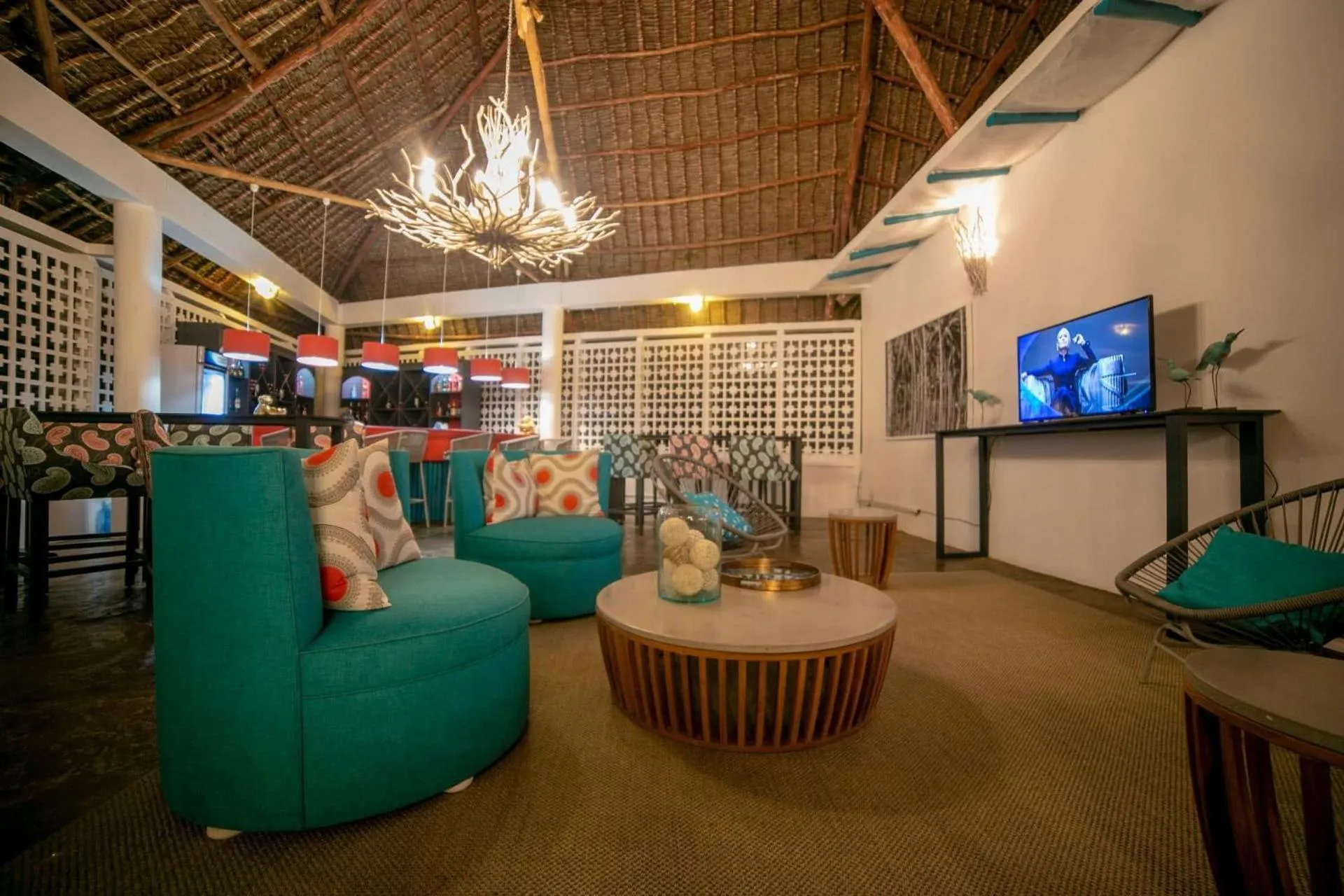 Communal lounge/ TV room in The One, Watamu bay