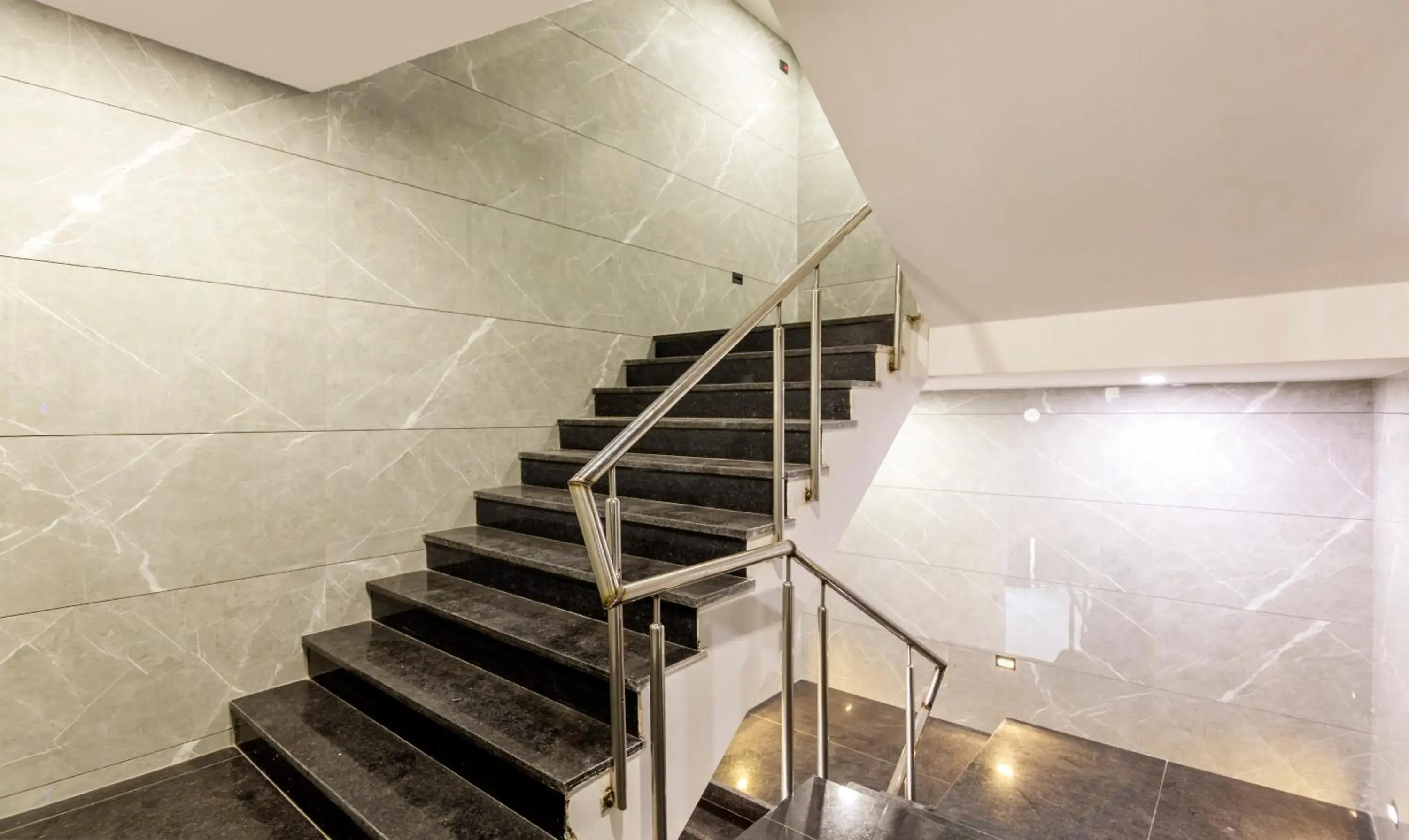 Lobby or reception in Treebo Royal Comfort Lobby or reception in Treebo Royal Comfort