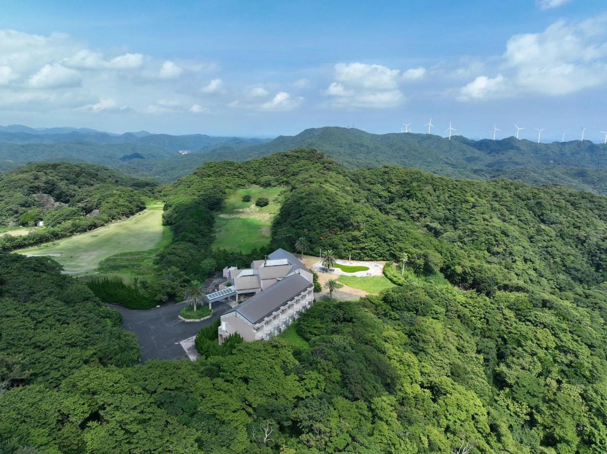 Property building in Hotel Surpromont