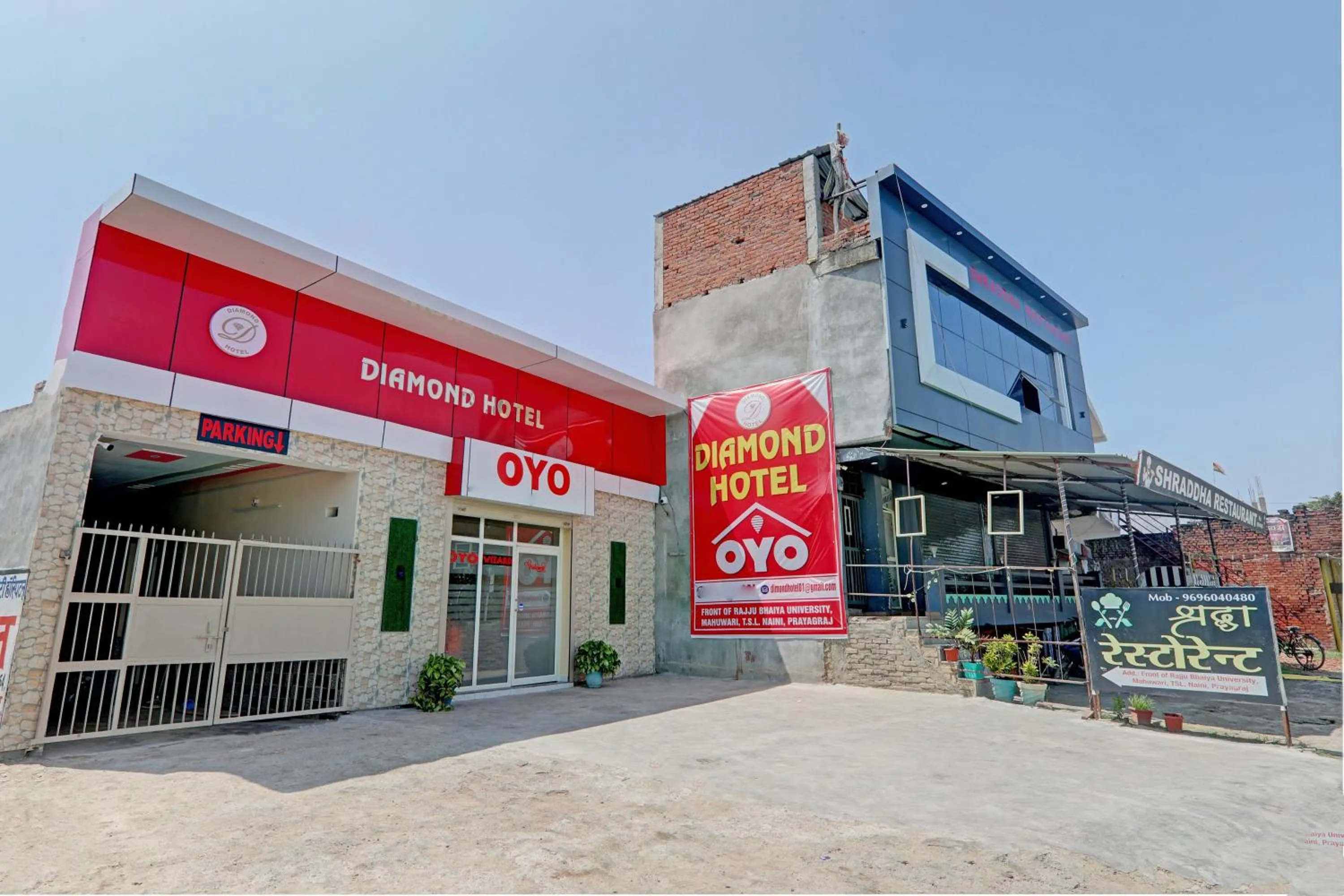 Facade/entrance in Hotel O Diamond