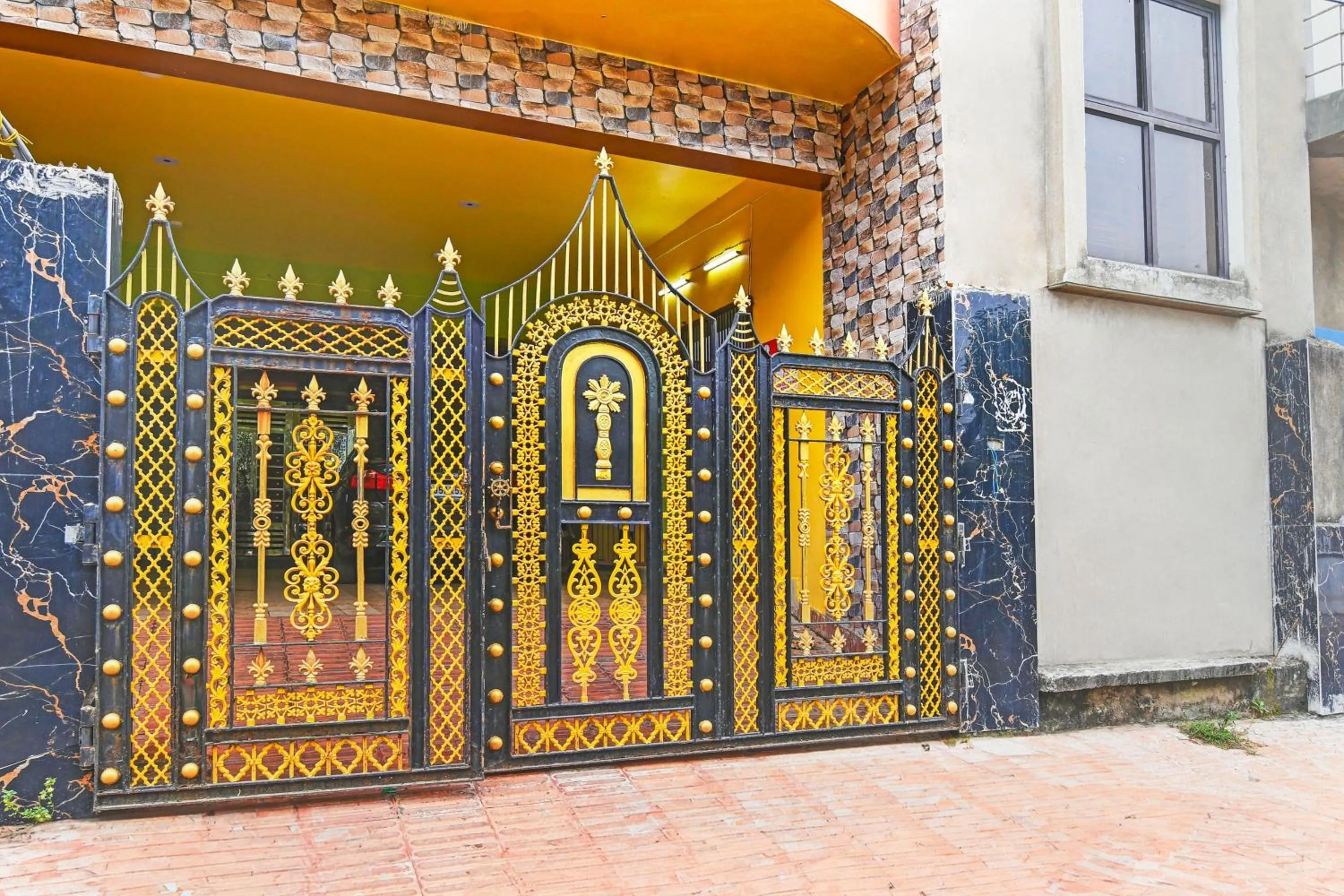 Facade/entrance in Hotel O Newmoon Inn