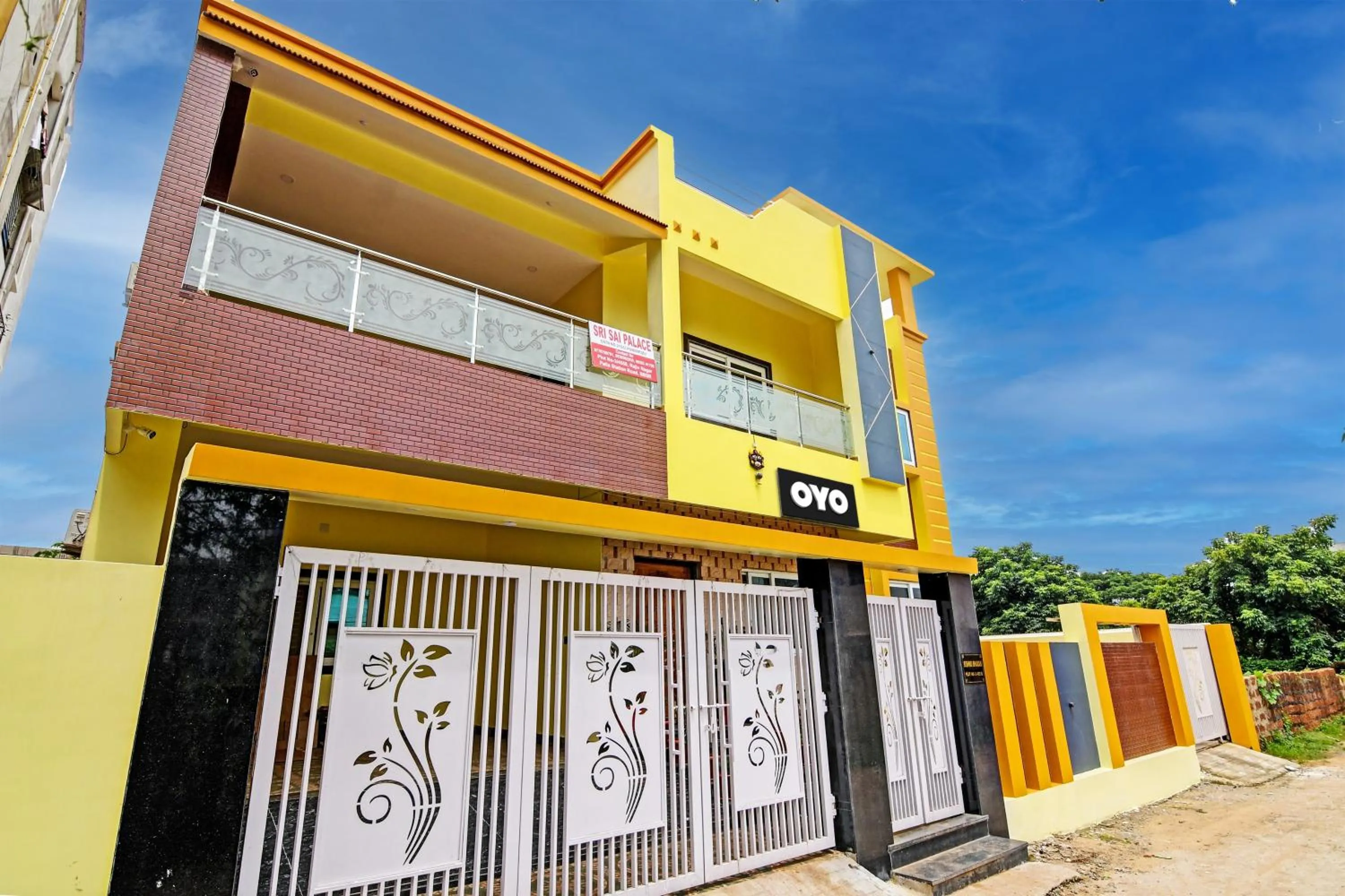 Facade/entrance in Hotel O SRI SAI PALACE