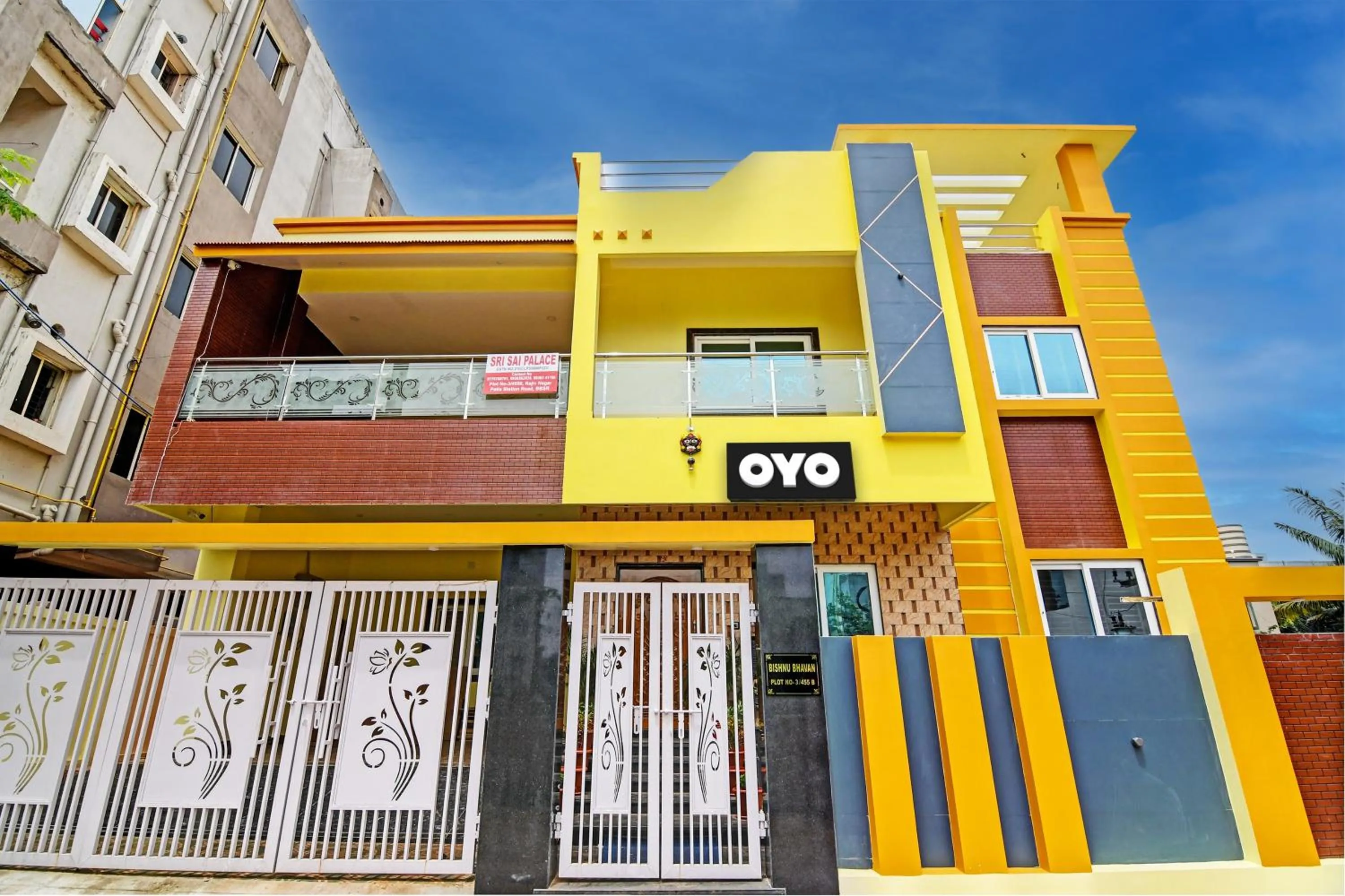 Facade/entrance in Hotel O SRI SAI PALACE