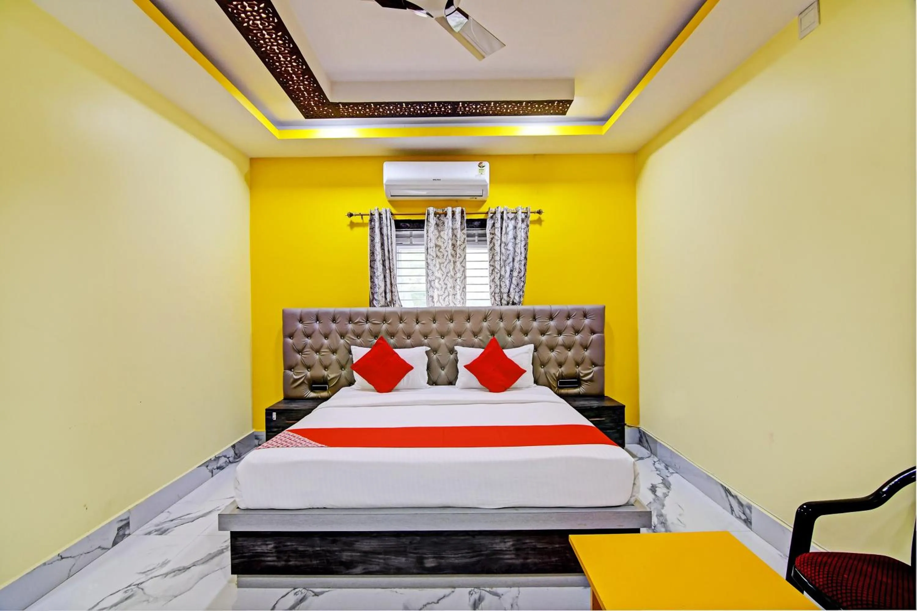 Bedroom in Hotel O SRI SAI PALACE