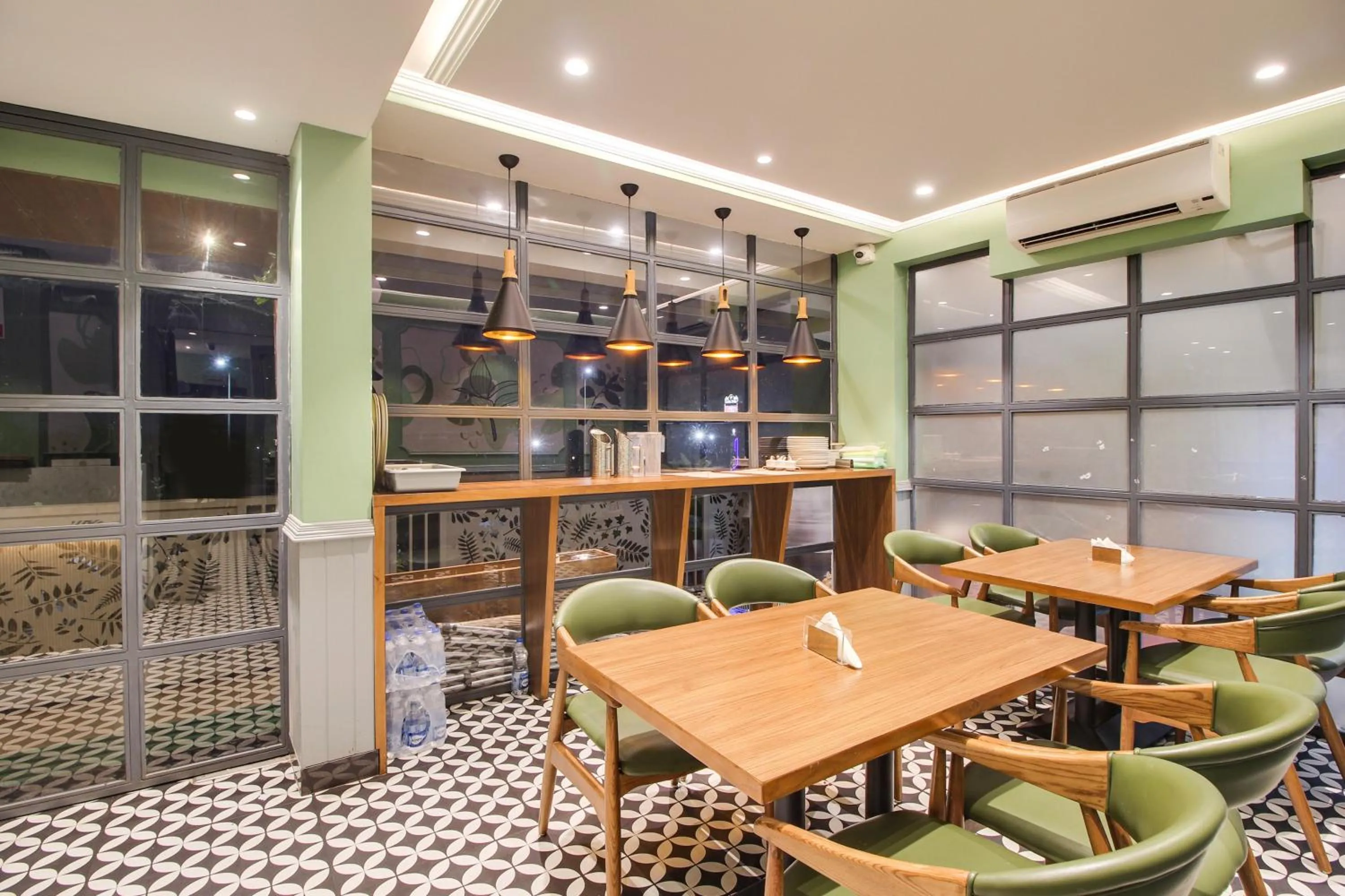 Restaurant/places to eat in Collection O Avasa Grand