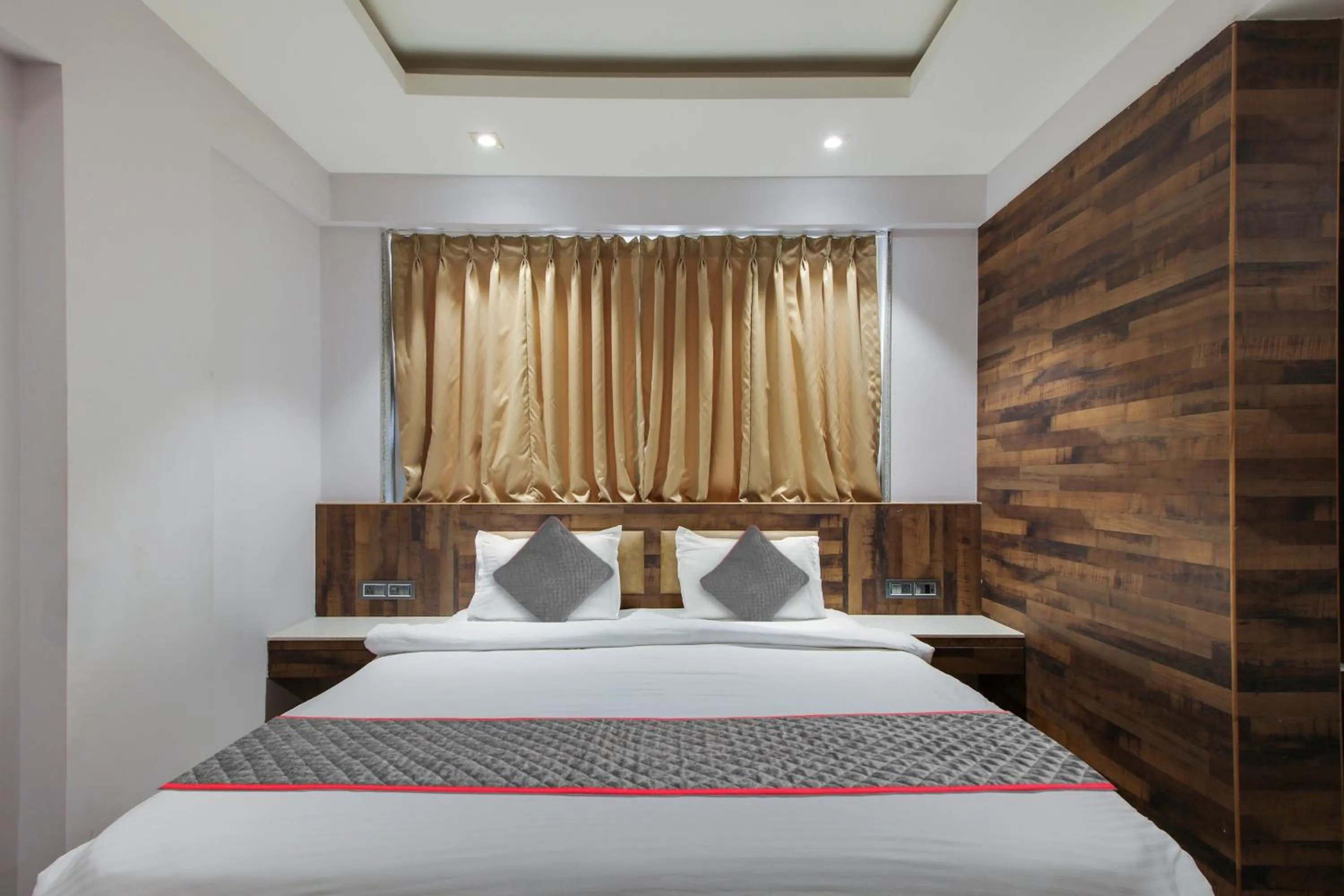 Bedroom in Collection O Avasa Grand