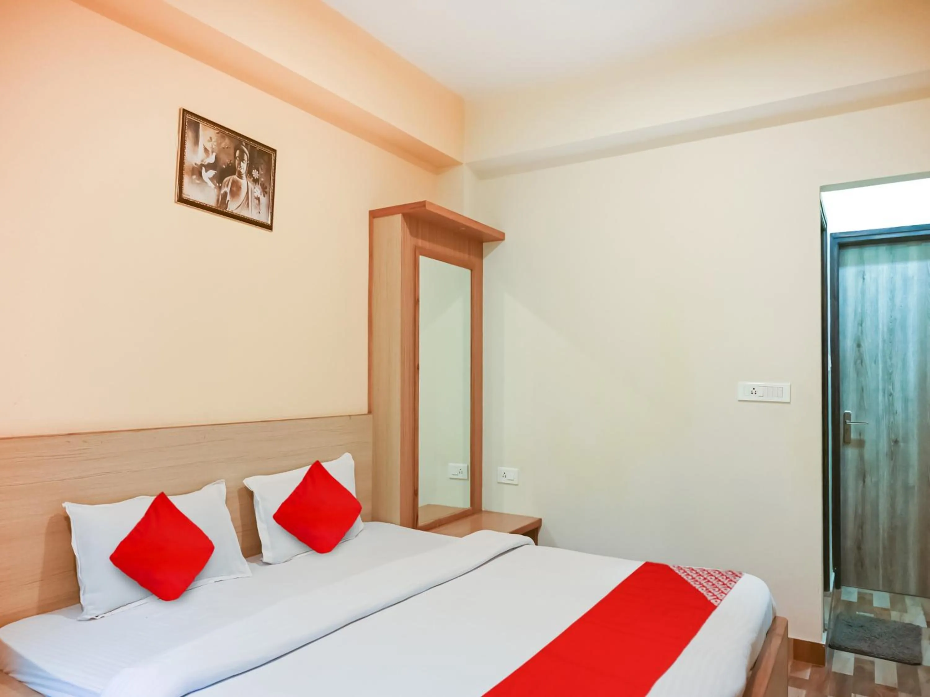 Bedroom in Collection O Kanchanjangha Darshan