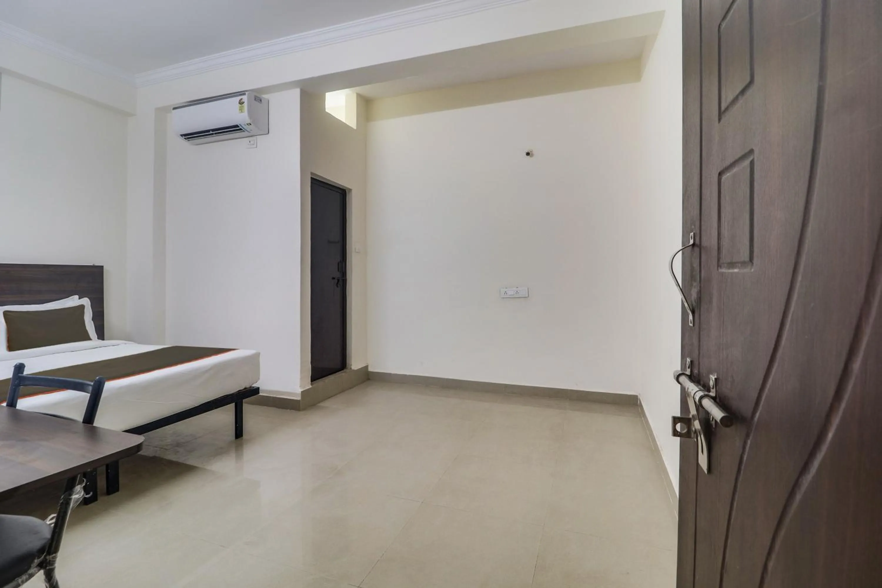 Bedroom, Bed in Collection O SBR Kondapur Near RTO office