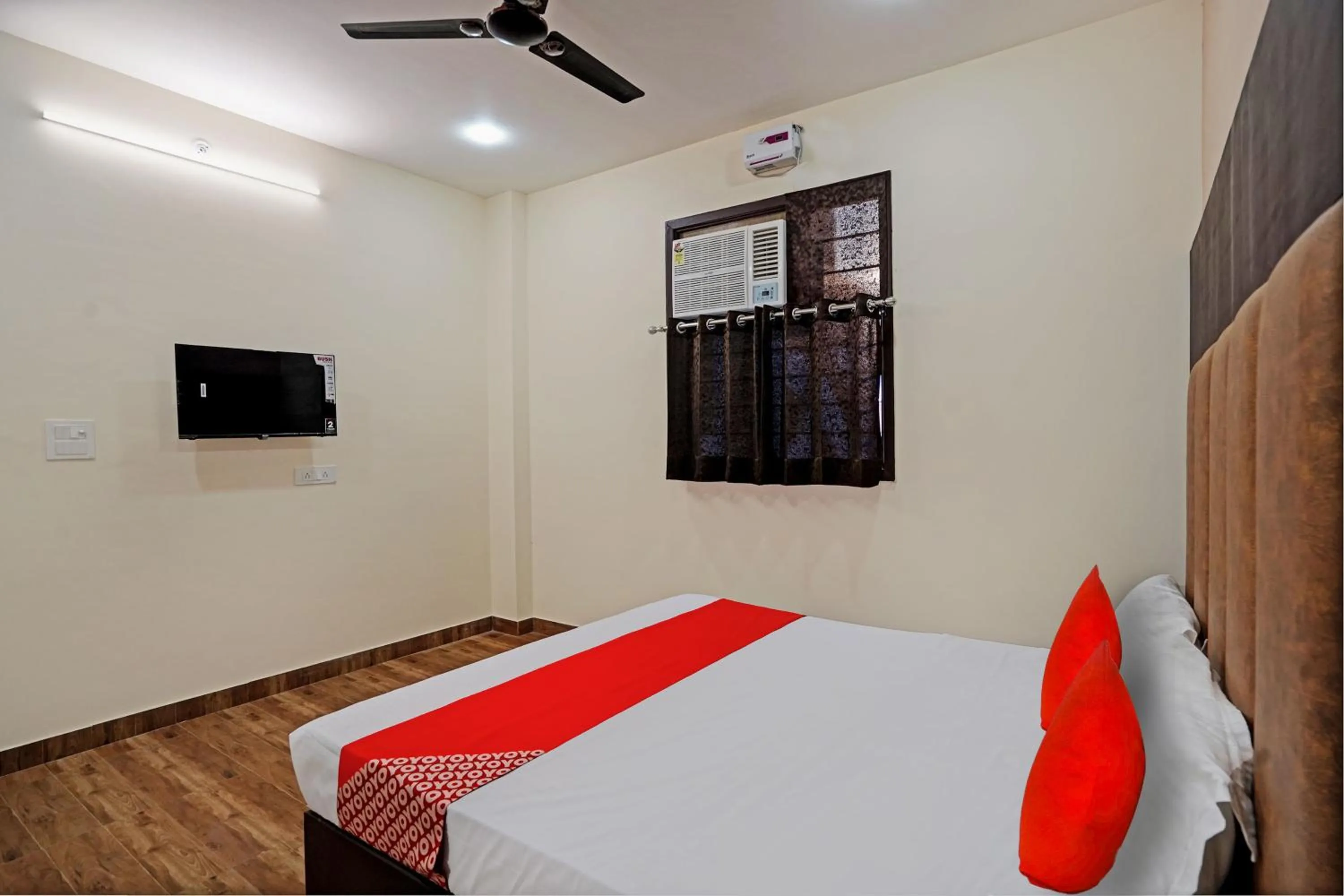 Bedroom, Bed in Hotel O Flagship Hotel Lotus Highway Inn