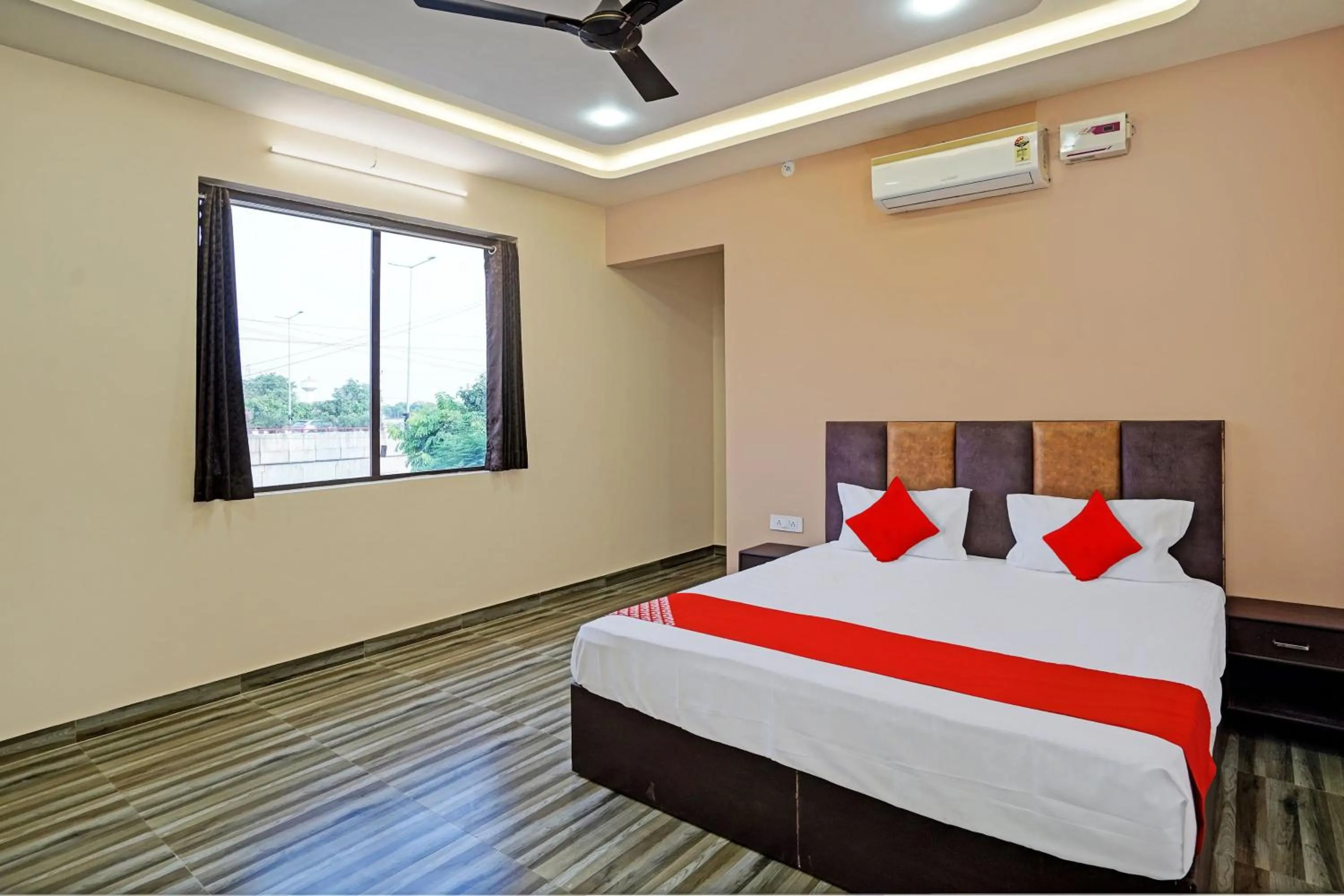 Bedroom, Bed in Hotel O Flagship Hotel Lotus Highway Inn