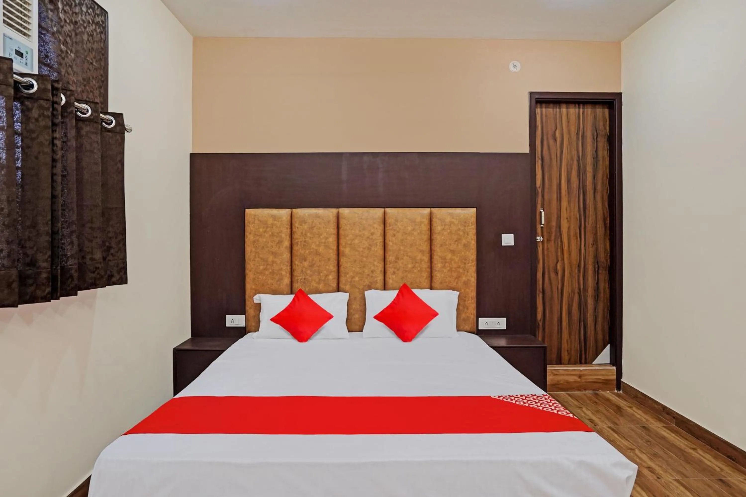 Bedroom, Bed in Hotel O Flagship Hotel Lotus Highway Inn