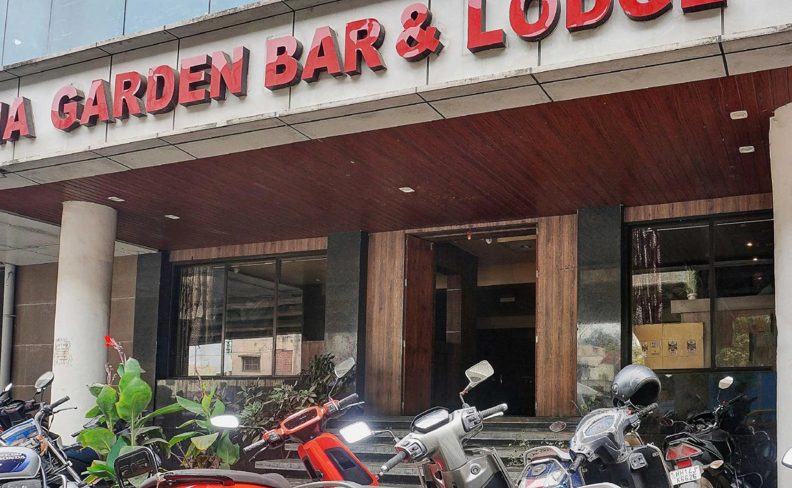 Facade/entrance in Hotel O Savanna Garden Lodge