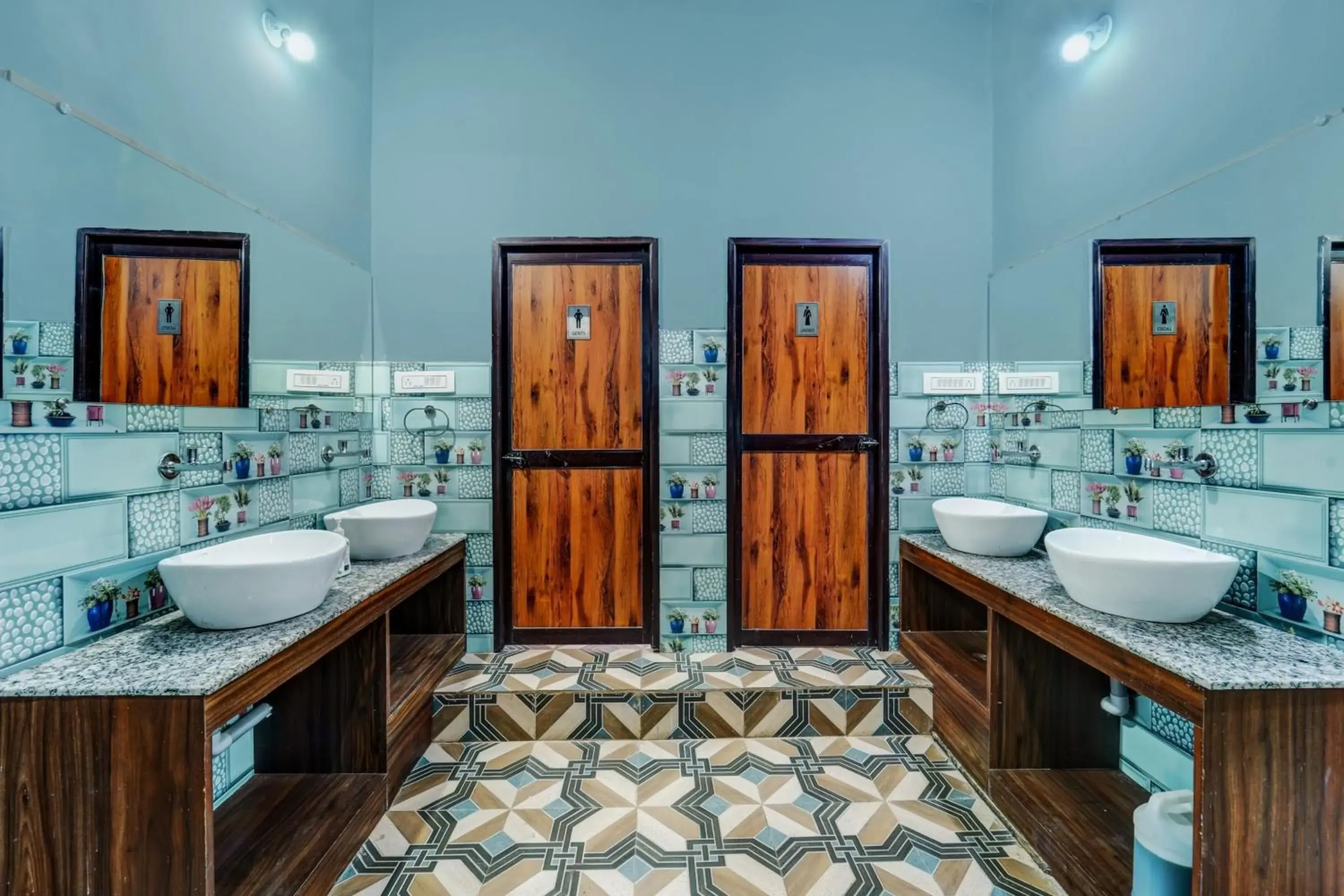 Lobby or reception in Hotel O Snug Inn Lobby or reception in Hotel O Snug Inn