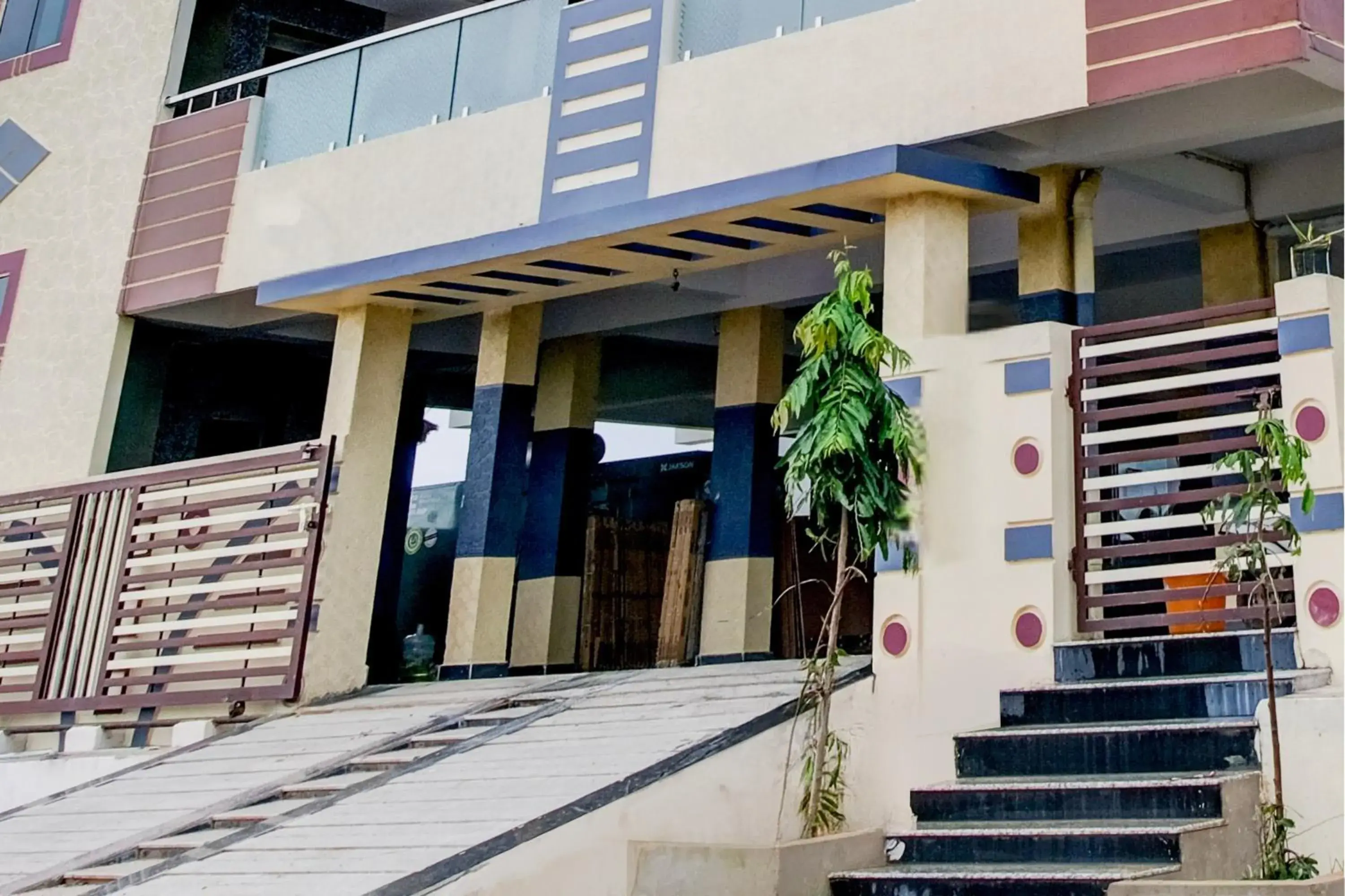 Facade/entrance in Hotel O Ramavarapadu Near PVR Icon Facade/entrance in Hotel O Ramavarapadu Near PVR Icon