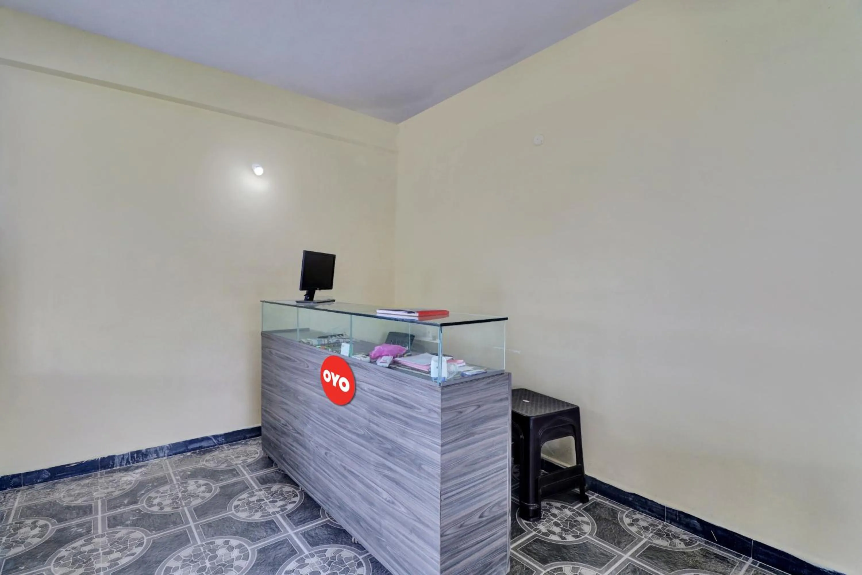 Lobby or reception in OYO Flagship Ak Pride