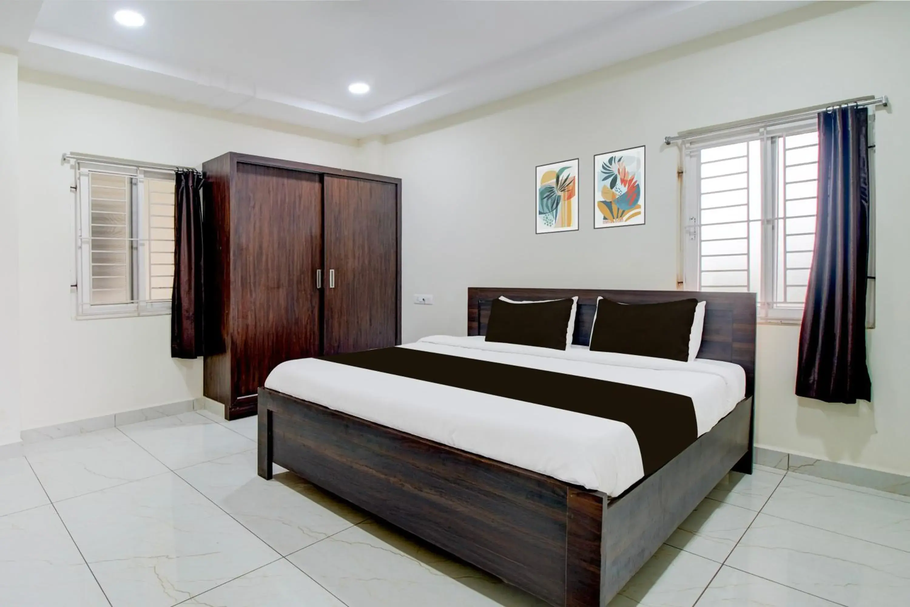 Bedroom, Bed in Hotel O Ramavarapadu Near PVR Icon Bedroom, Bed in Hotel O Ramavarapadu Near PVR Icon