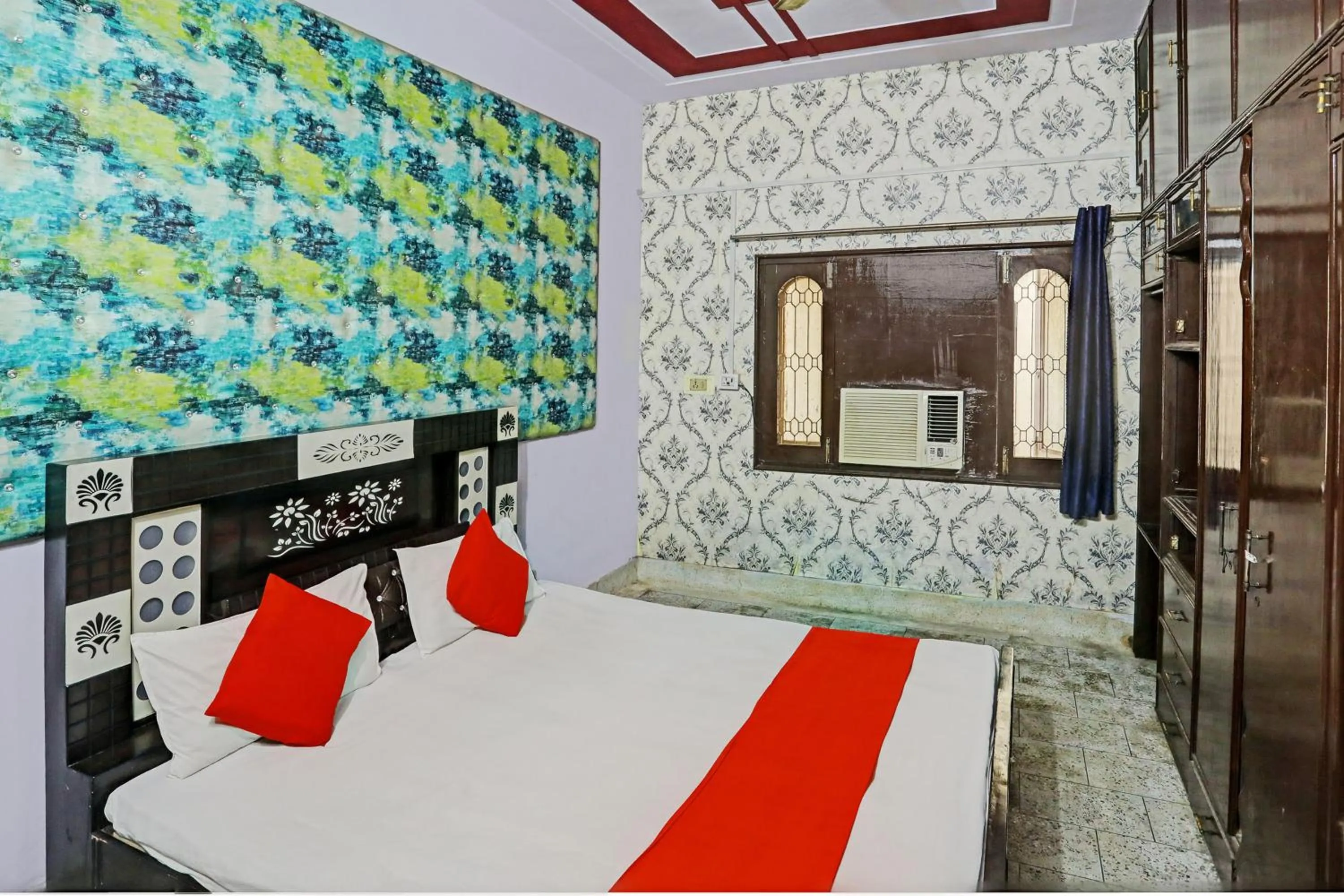 Bedroom in OYO Flagship Hotel Waves