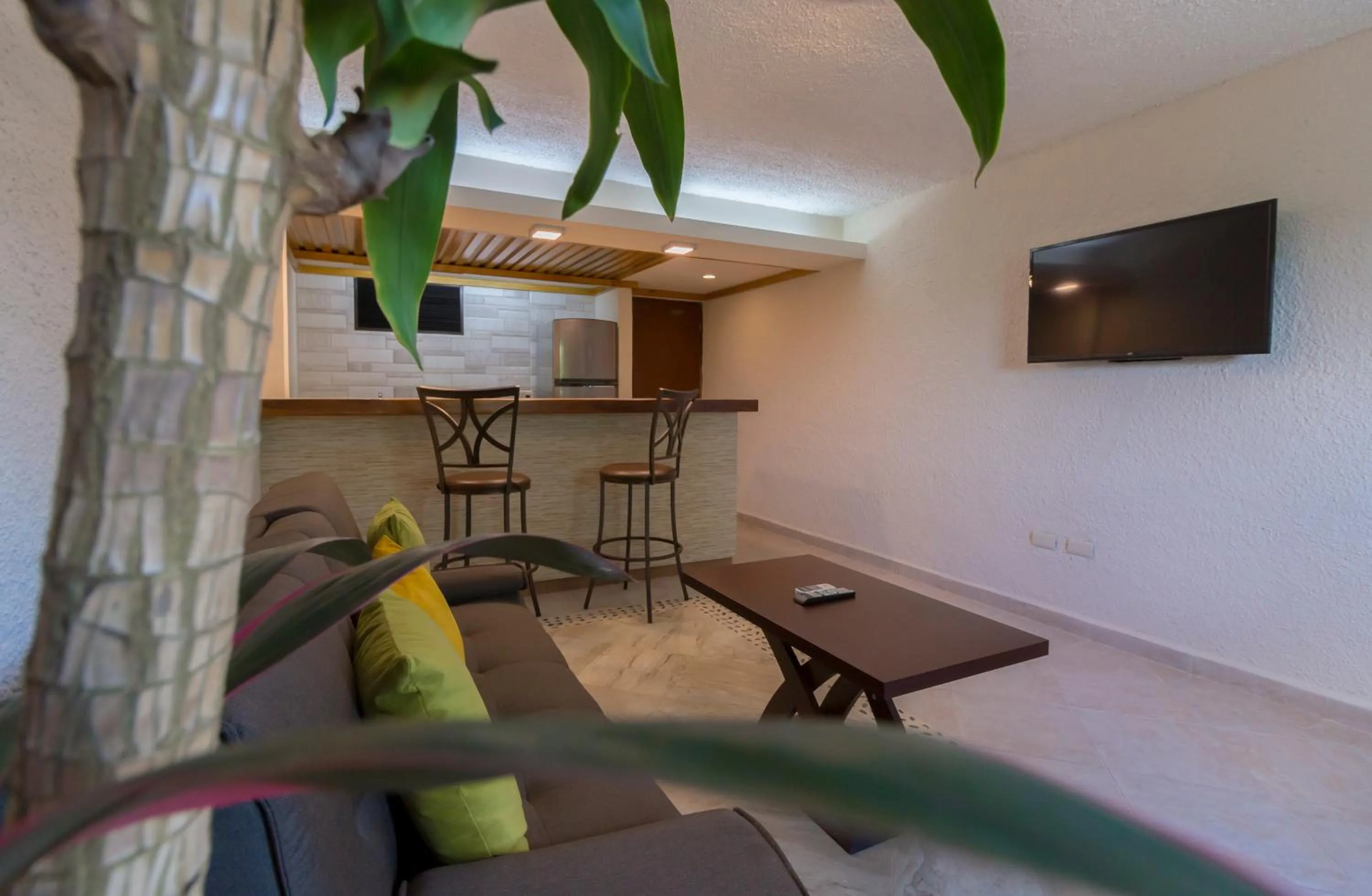 Casa del Mar Cozumel Hotel & Dive Resort with free access to an exclusive beach club