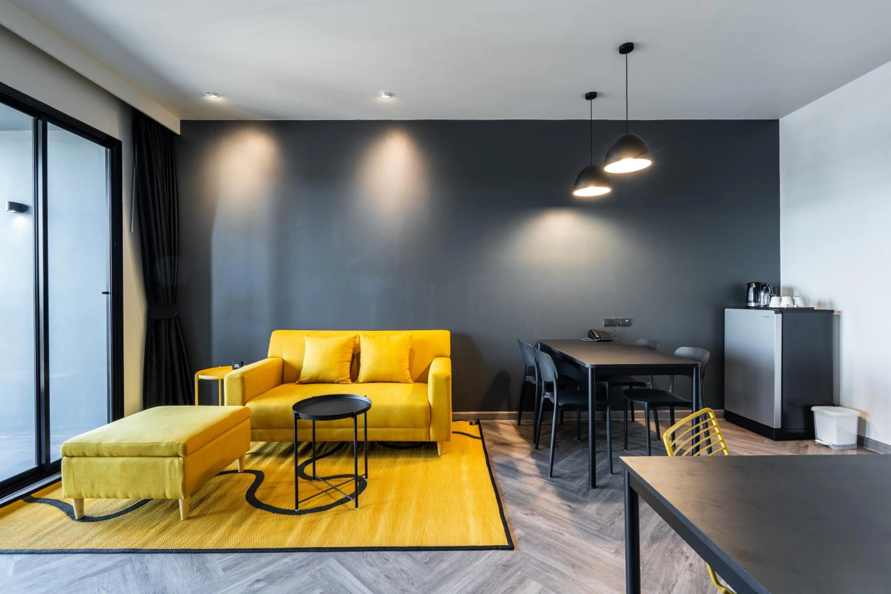 Living room in Blu Monkey Hub and Hotel Krabi Town