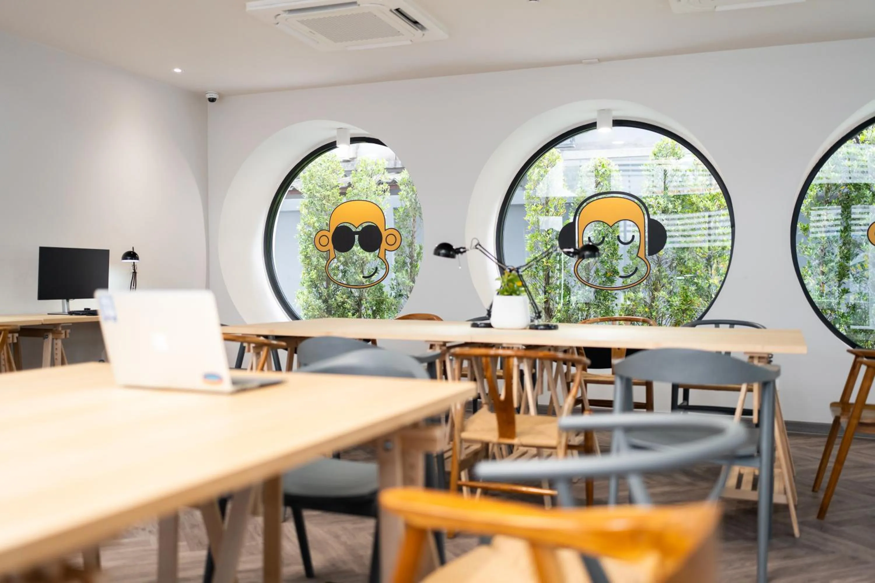 Meeting/conference room in Blu Monkey Hub and Hotel Krabi Town