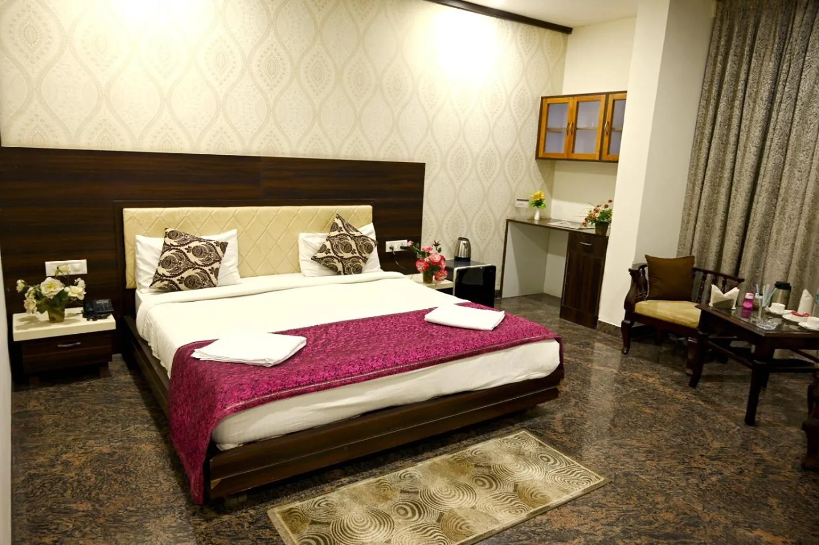 Bed in Hotel Badrika Inn