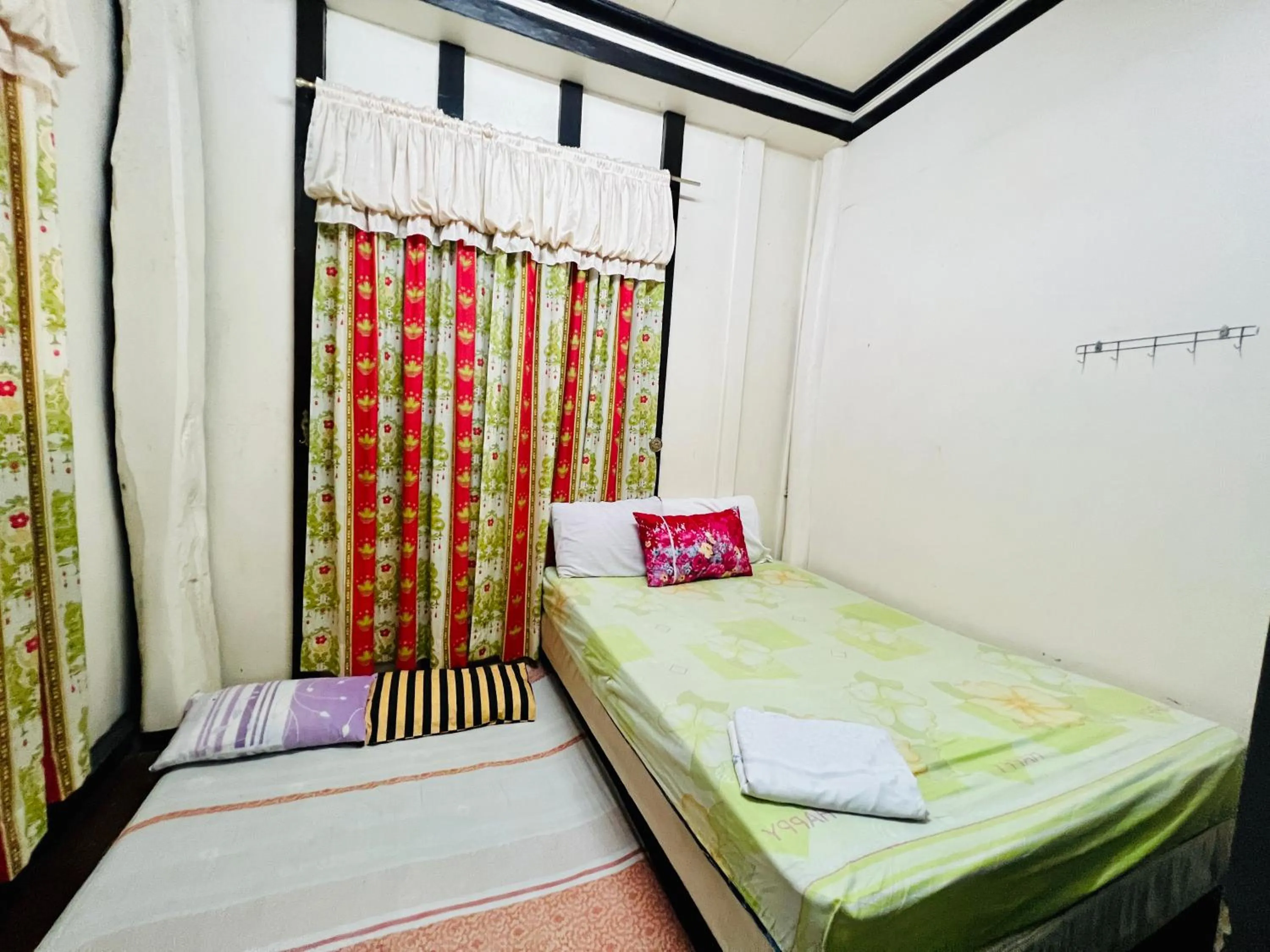 Bed in King Henry's Transient House