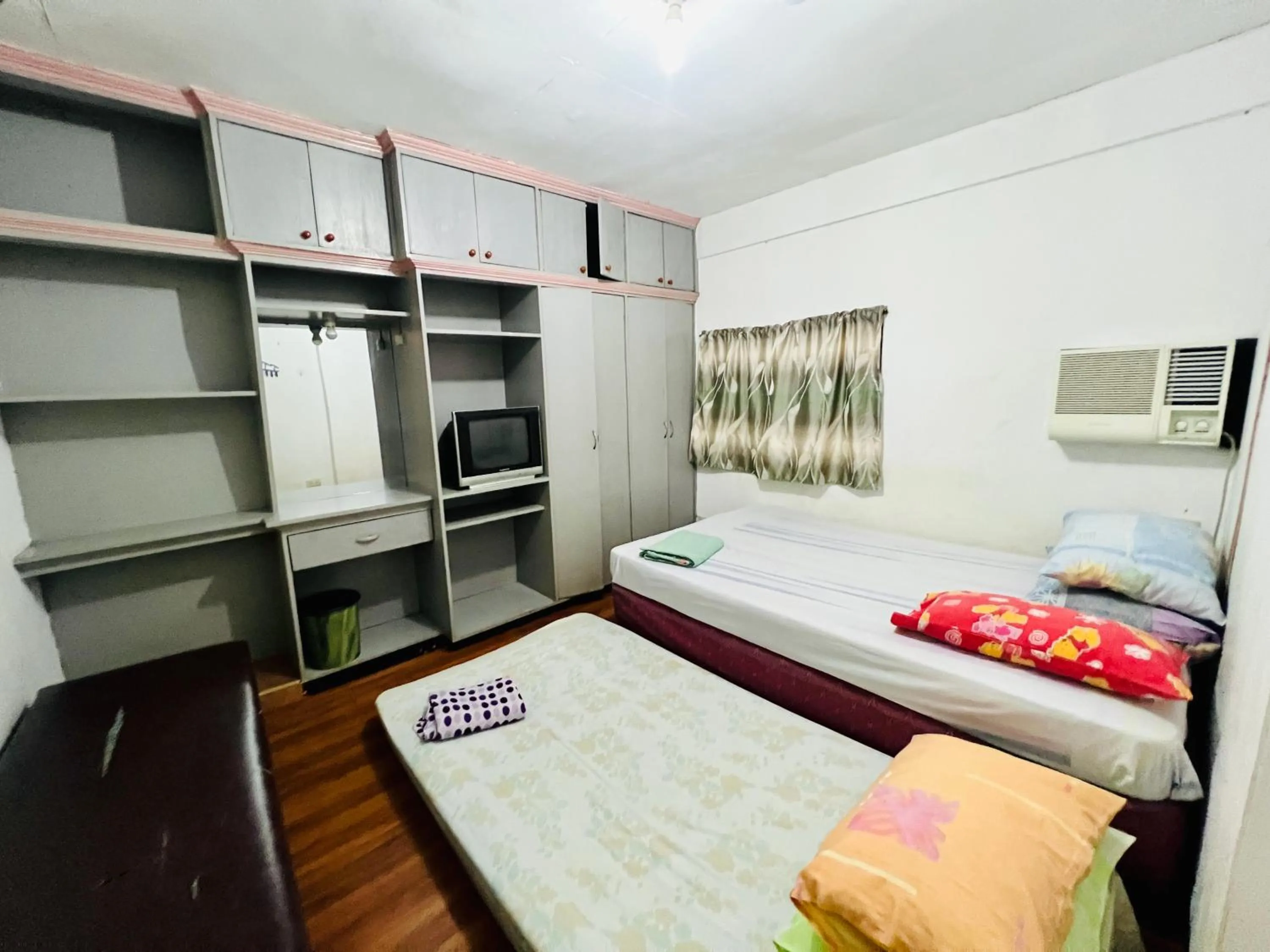 Bed in King Henry's Transient House