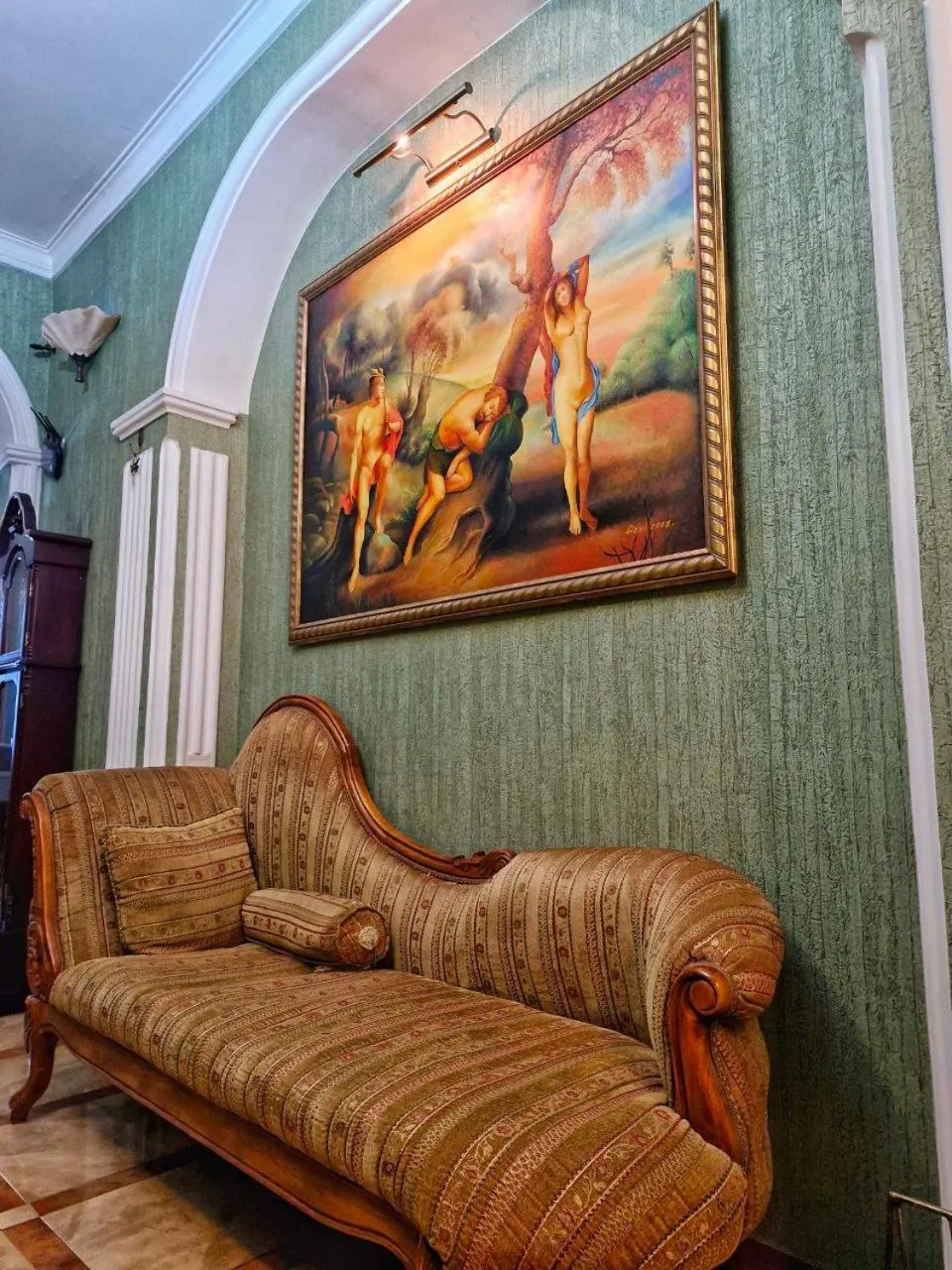 Seating area in Hotel Pavo