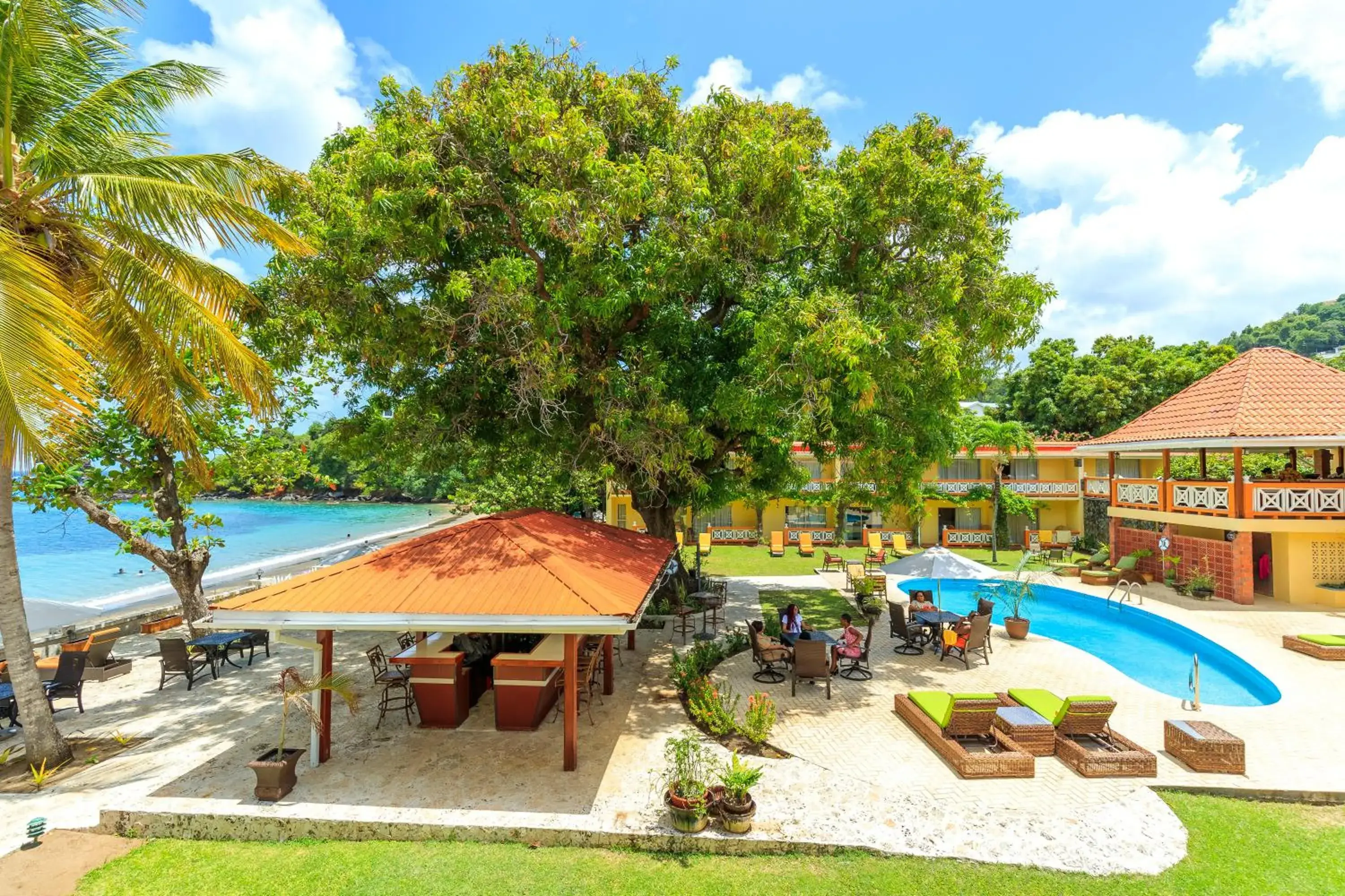 Pool view in Sunset Shores Beach Hotel Pool view in Sunset Shores Beach Hotel