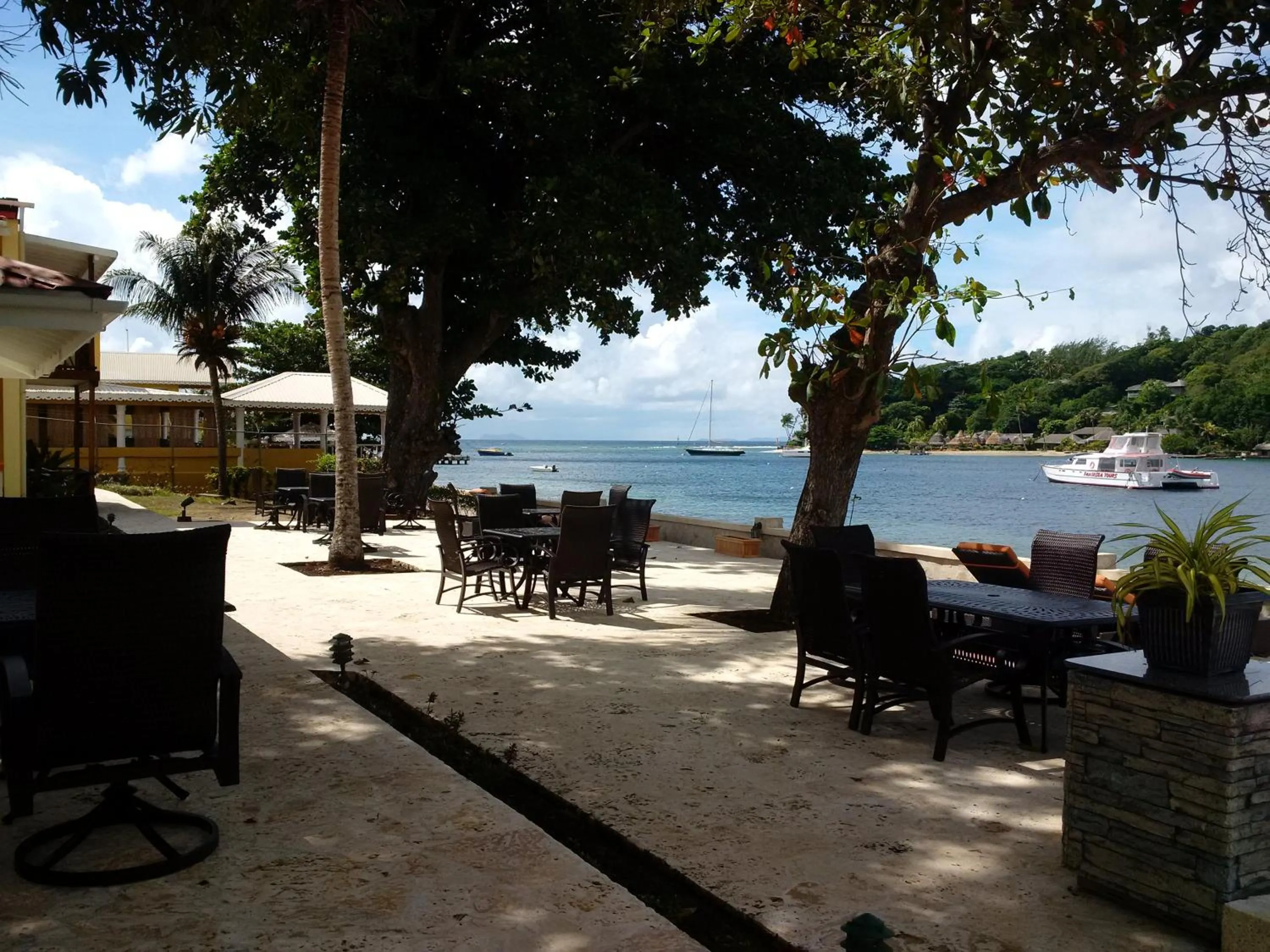 Sunset Shores Beach Hotel