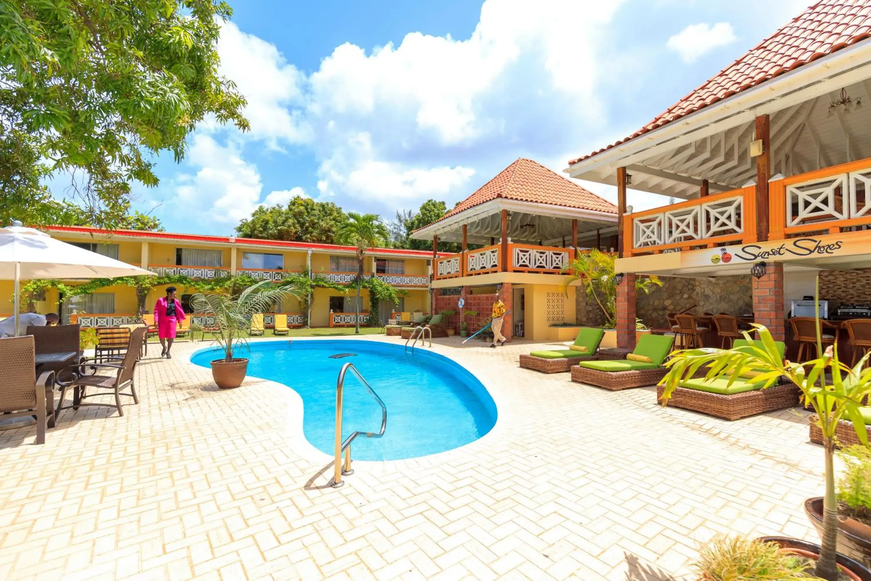 Swimming pool in Sunset Shores Beach Hotel Swimming pool in Sunset Shores Beach Hotel