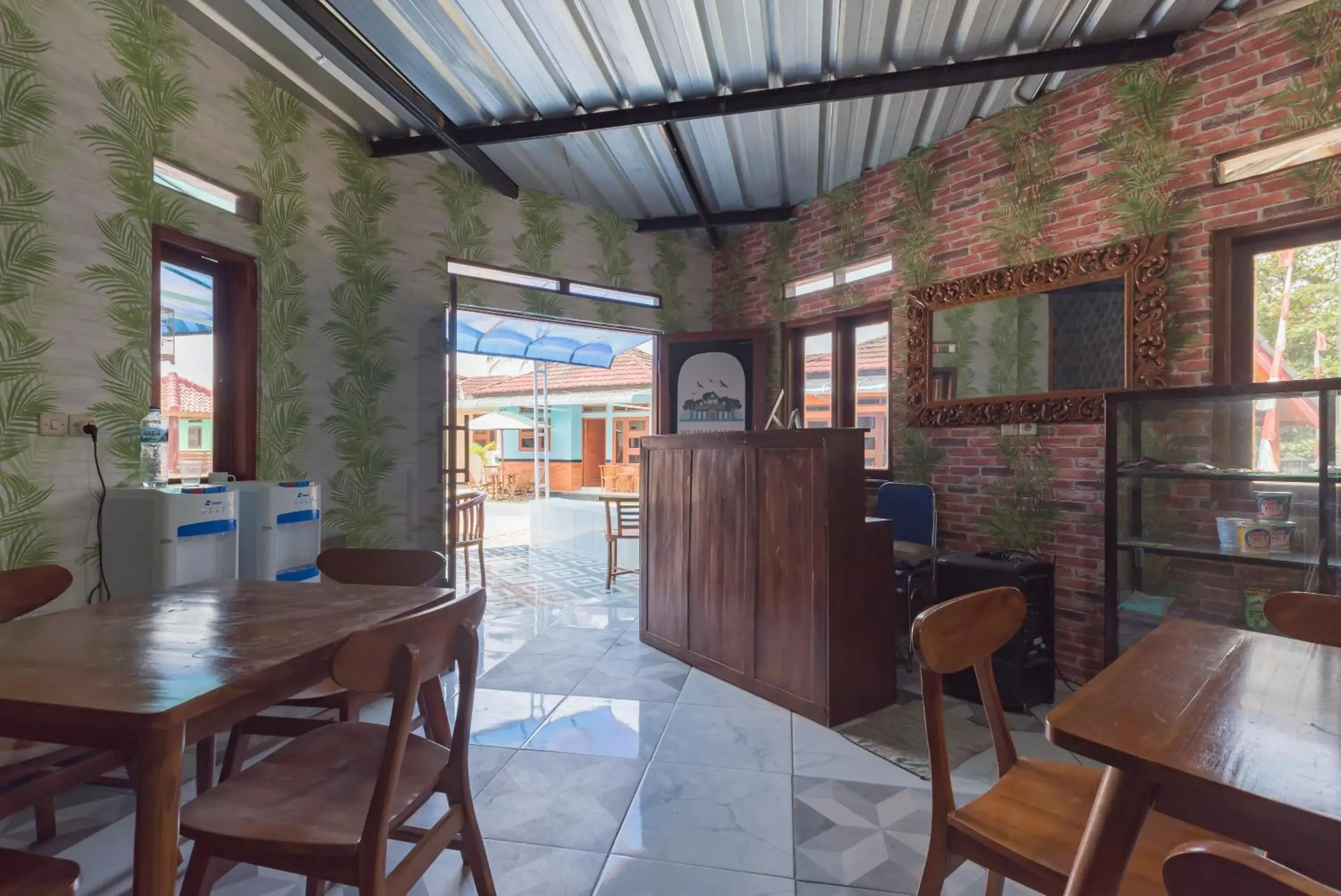 Lobby or reception in RedDoorz Resort @ Ciater 2 Lobby or reception in RedDoorz Resort @ Ciater 2