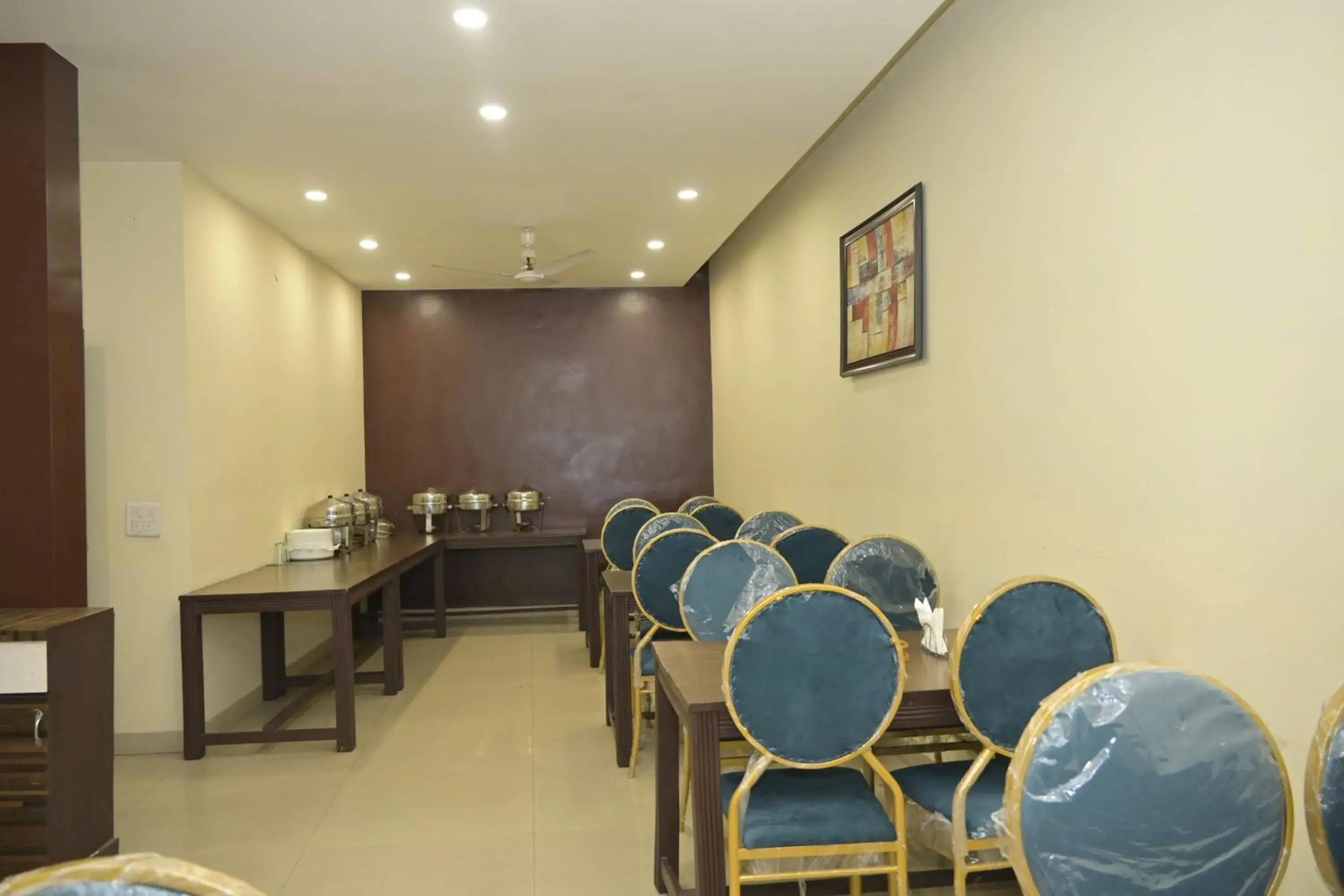 Restaurant/places to eat in VK Hotels & Resorts Restaurant/places to eat in VK Hotels & Resorts