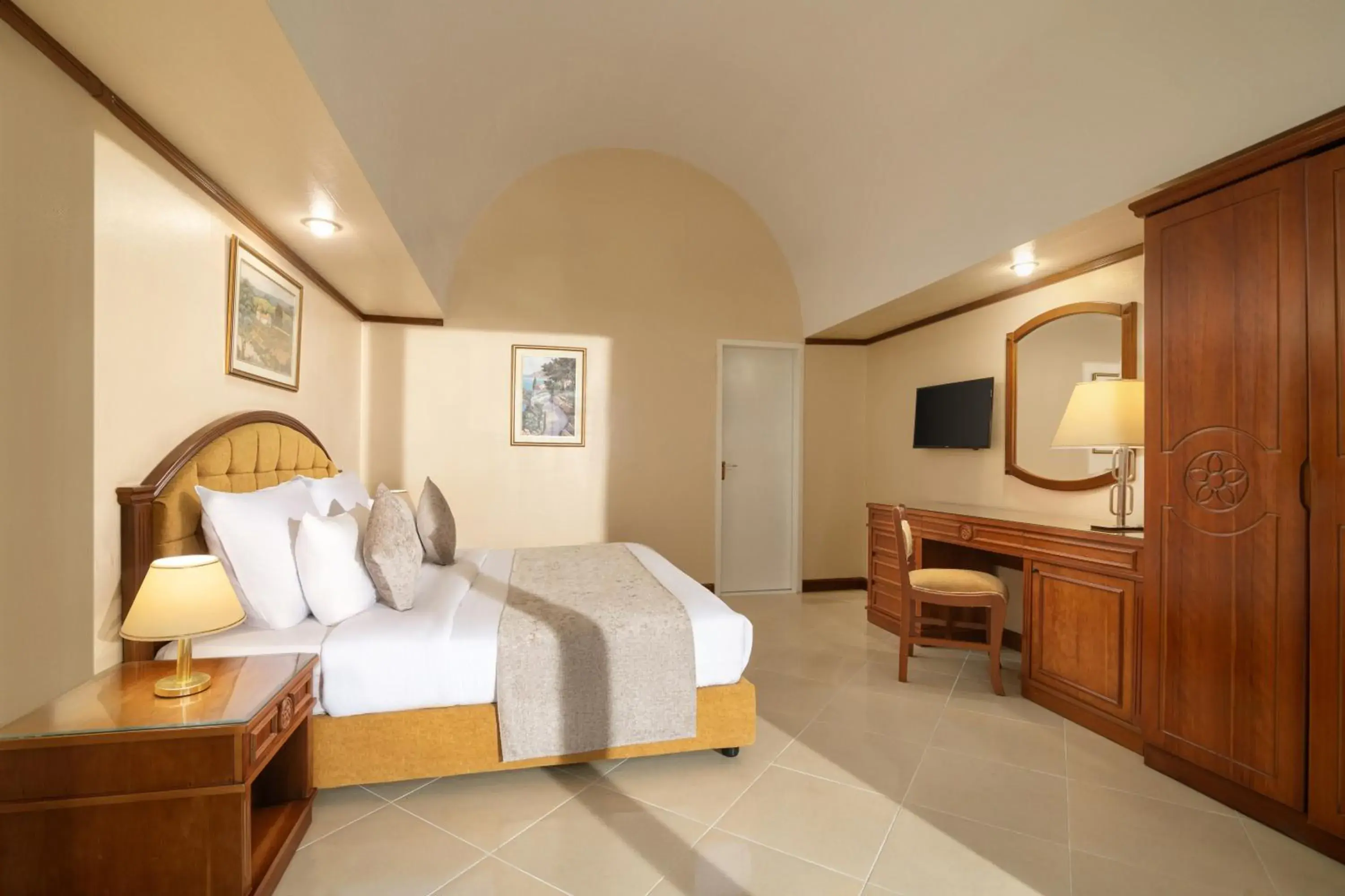 Bedroom, Bed in JAZ Pyramids Resort Bedroom, Bed in JAZ Pyramids Resort