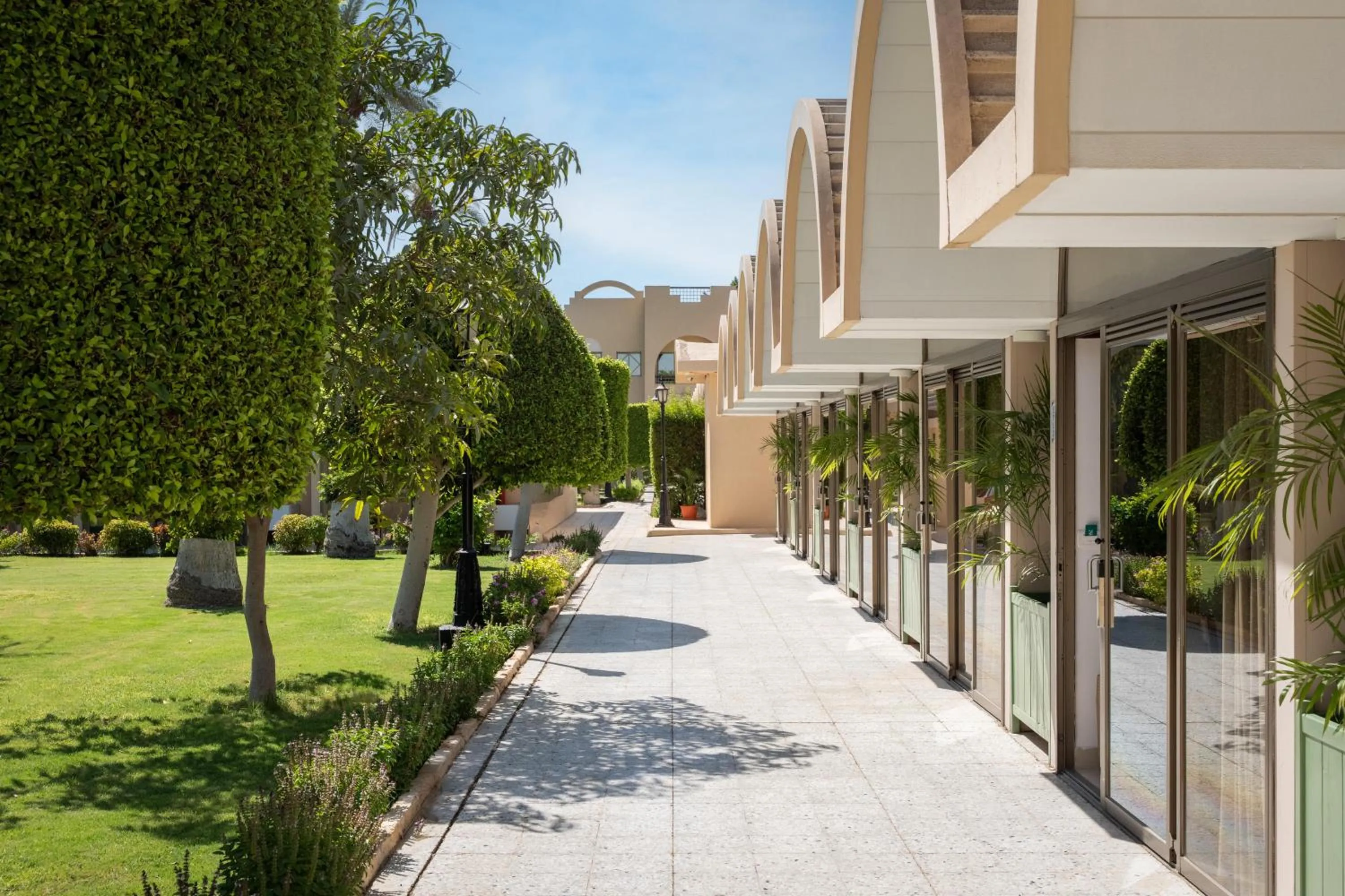 Garden in JAZ Pyramids Resort