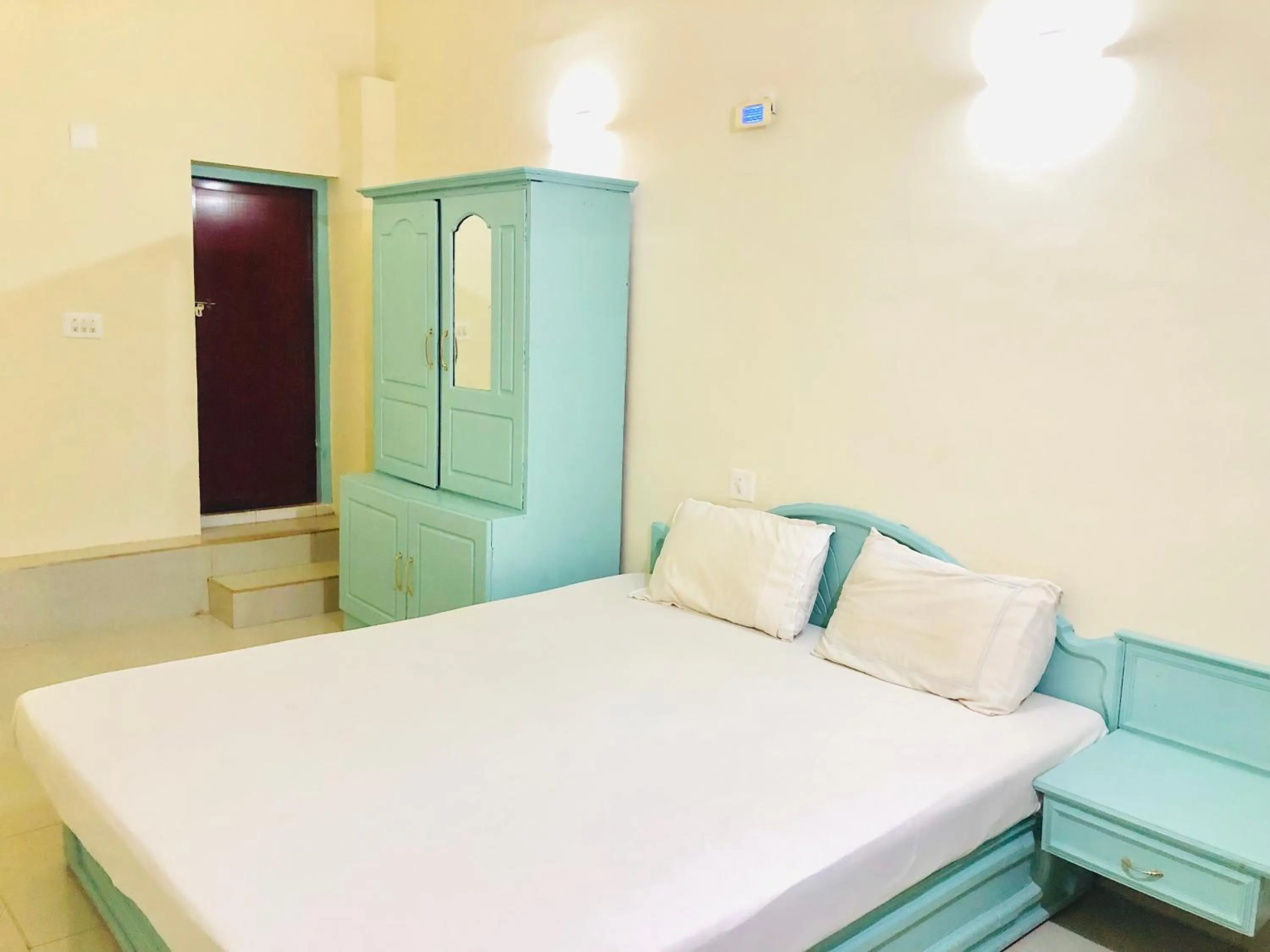 Bedroom, Bed in Punarjani Ayurvedic Resorts