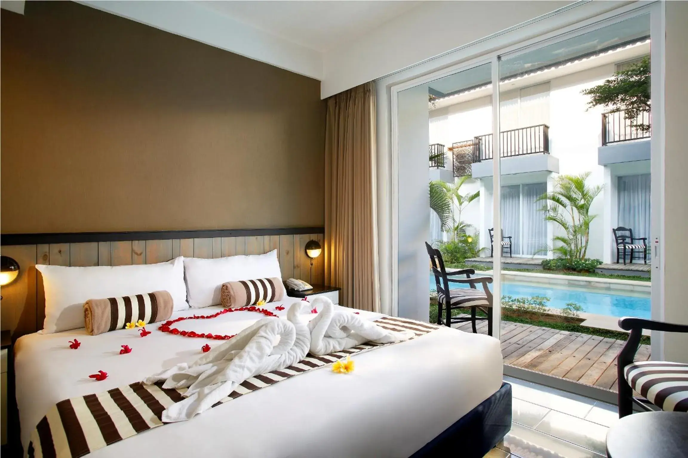 Balcony/Terrace, Bed in 7 Bidadari Hotel Seminyak Balcony/Terrace, Bed in 7 Bidadari Hotel Seminyak