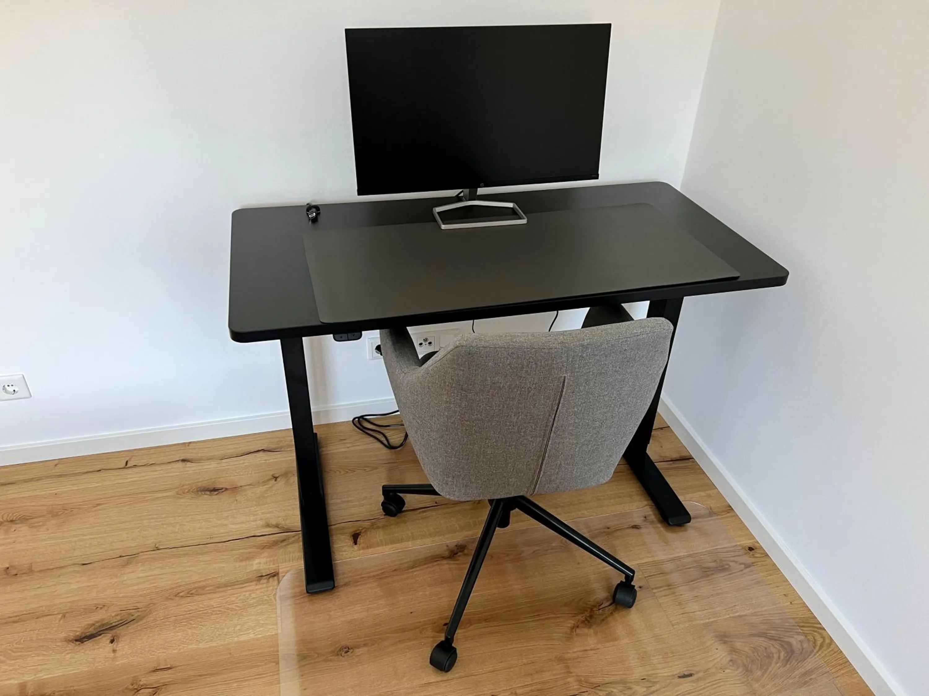 Business facilities in Workplace Apt/27inch Screen for 2 or 4/Kitchen