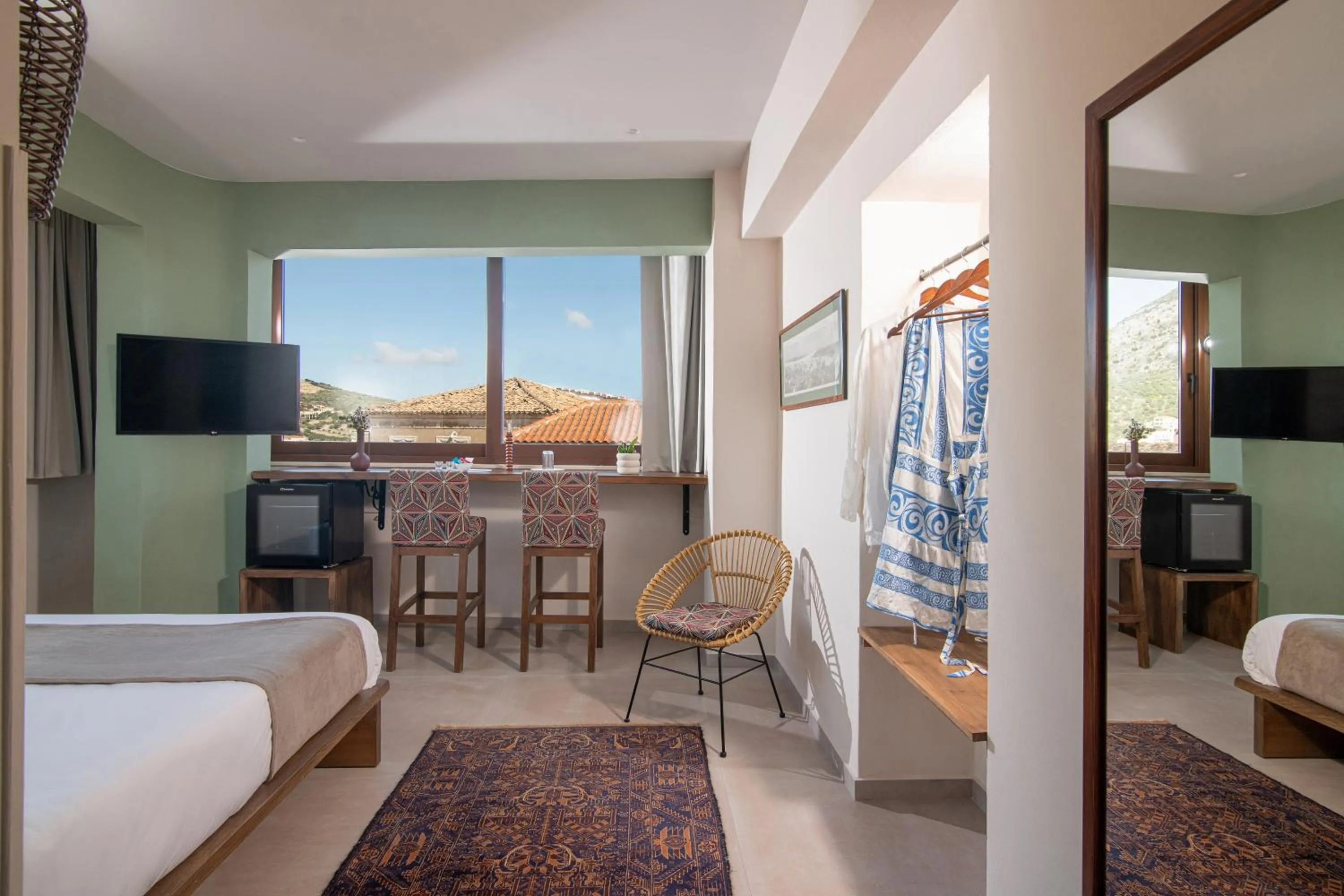 TV and multimedia, Bed in CARPE DIEM HOTEL