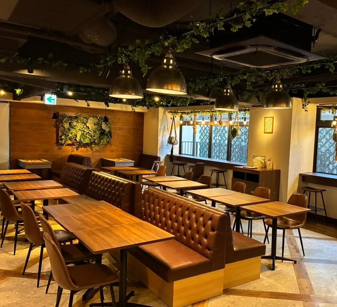 Restaurant/places to eat in HOTEL RELIEF Namba Daikokuchou