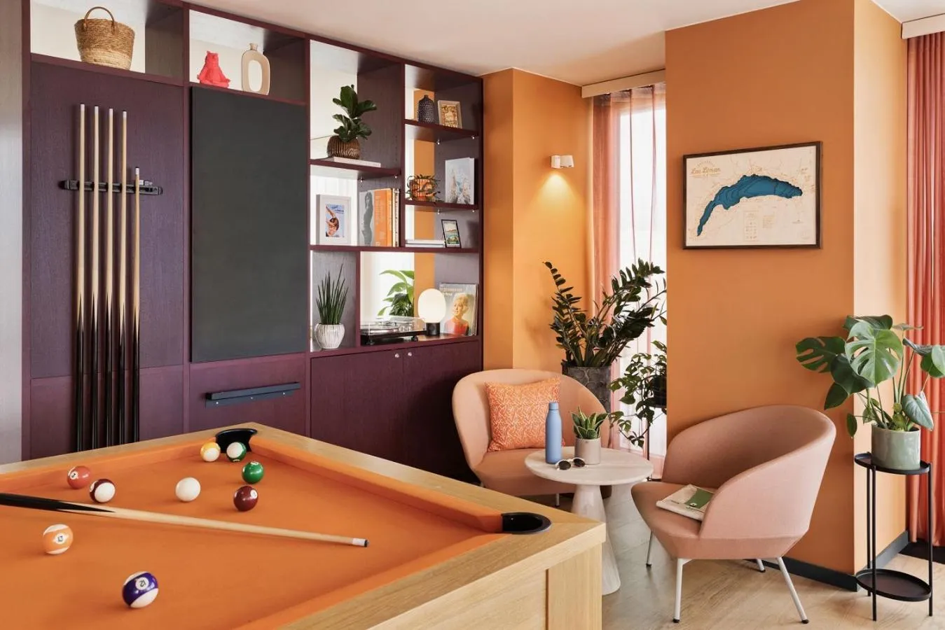 Communal lounge/ TV room in Stay KooooK Geneva City - Online Check In